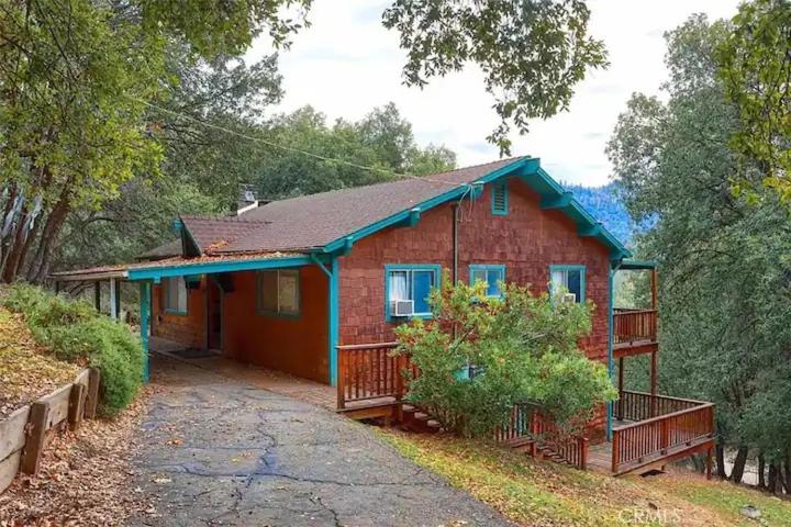 Two-Bedroom House photo 1
