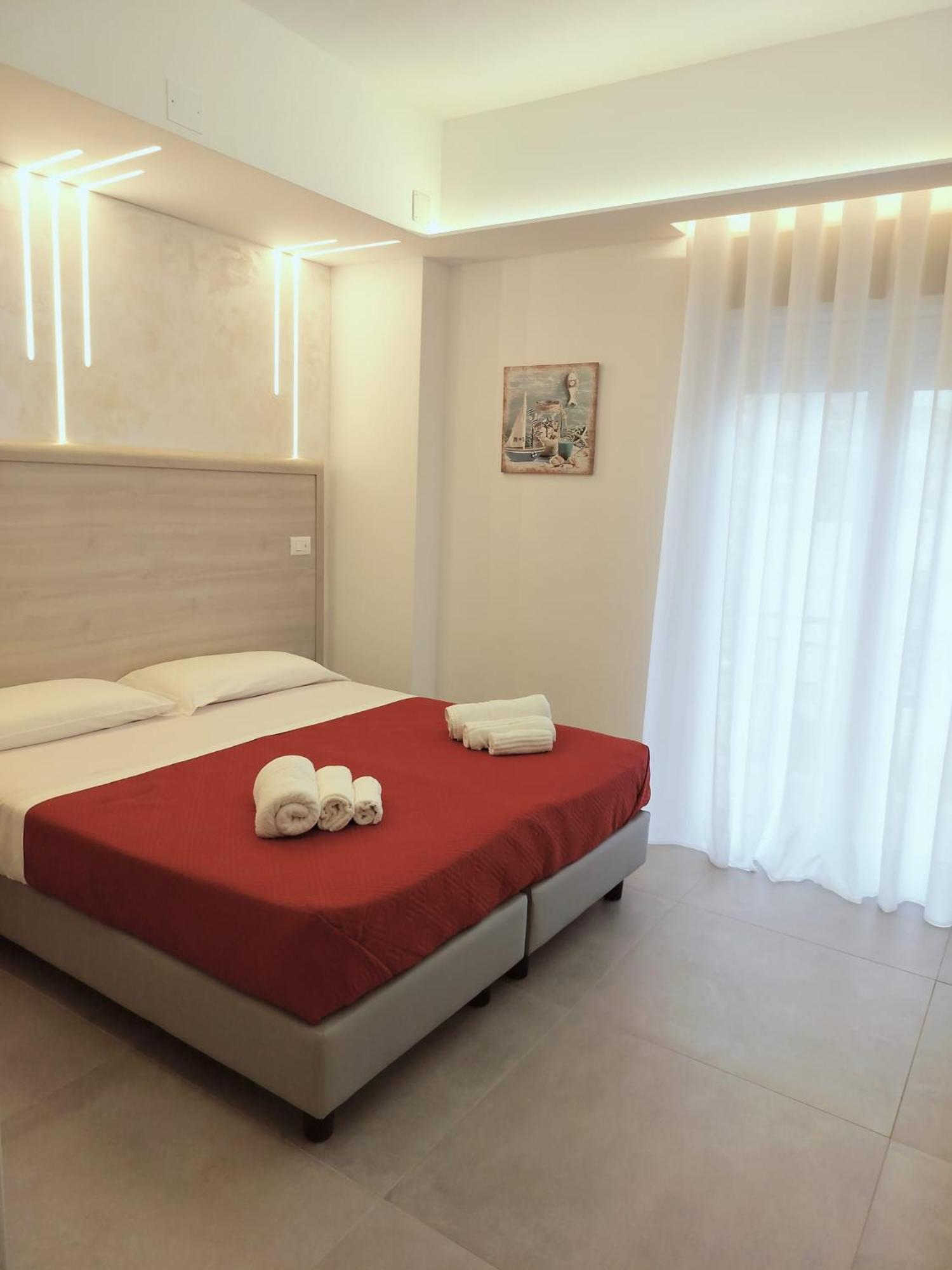 Deluxe Double or Twin Room with Balcony photo 1