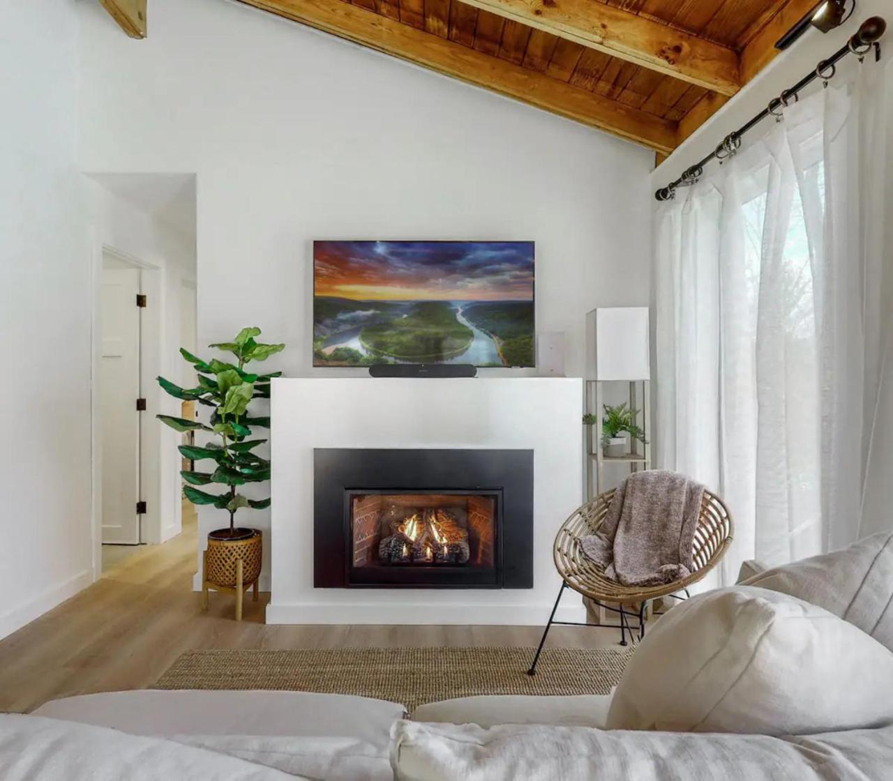 Two-Bedroom House photo 1
