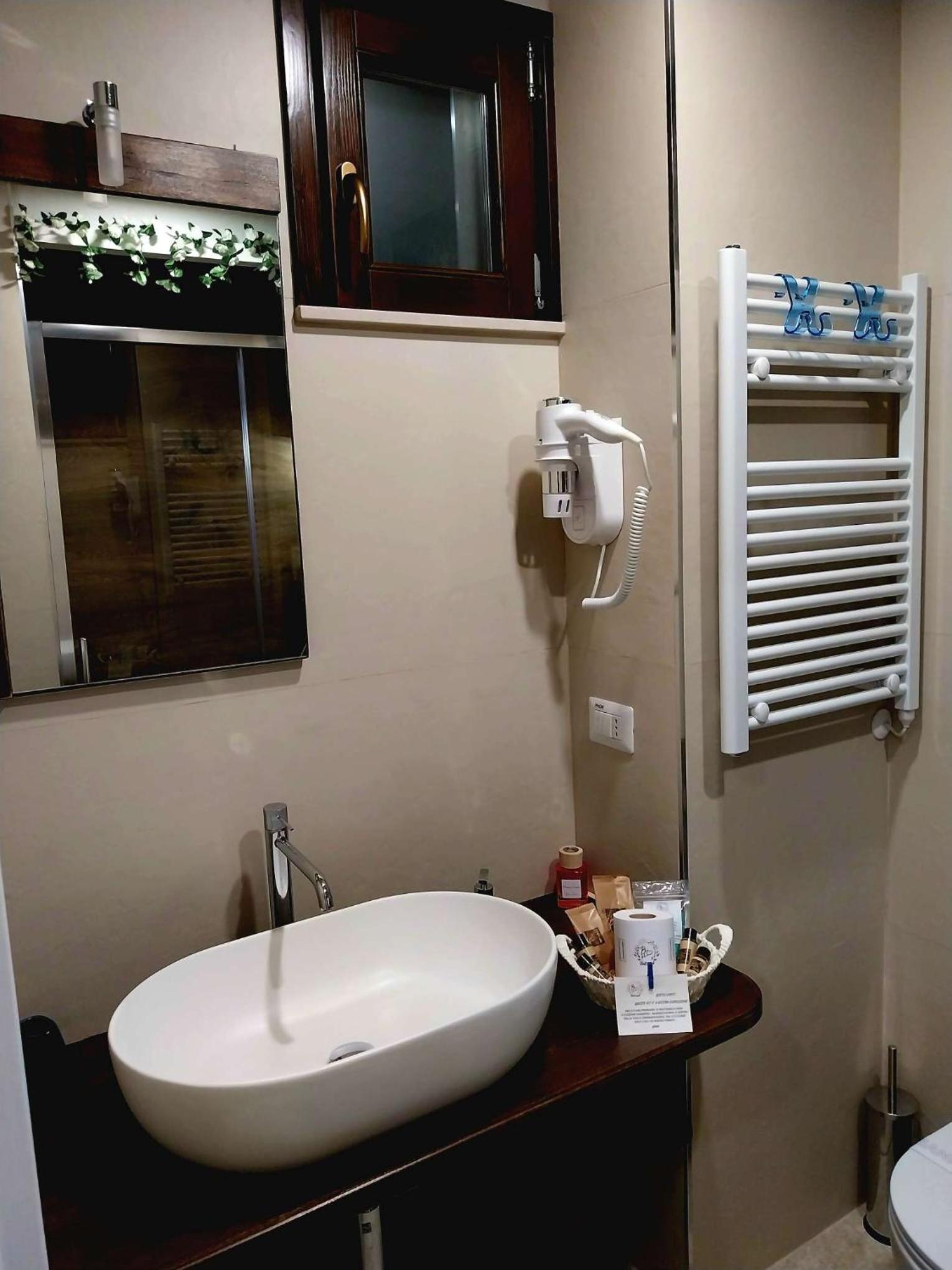 One-Bedroom House photo 2