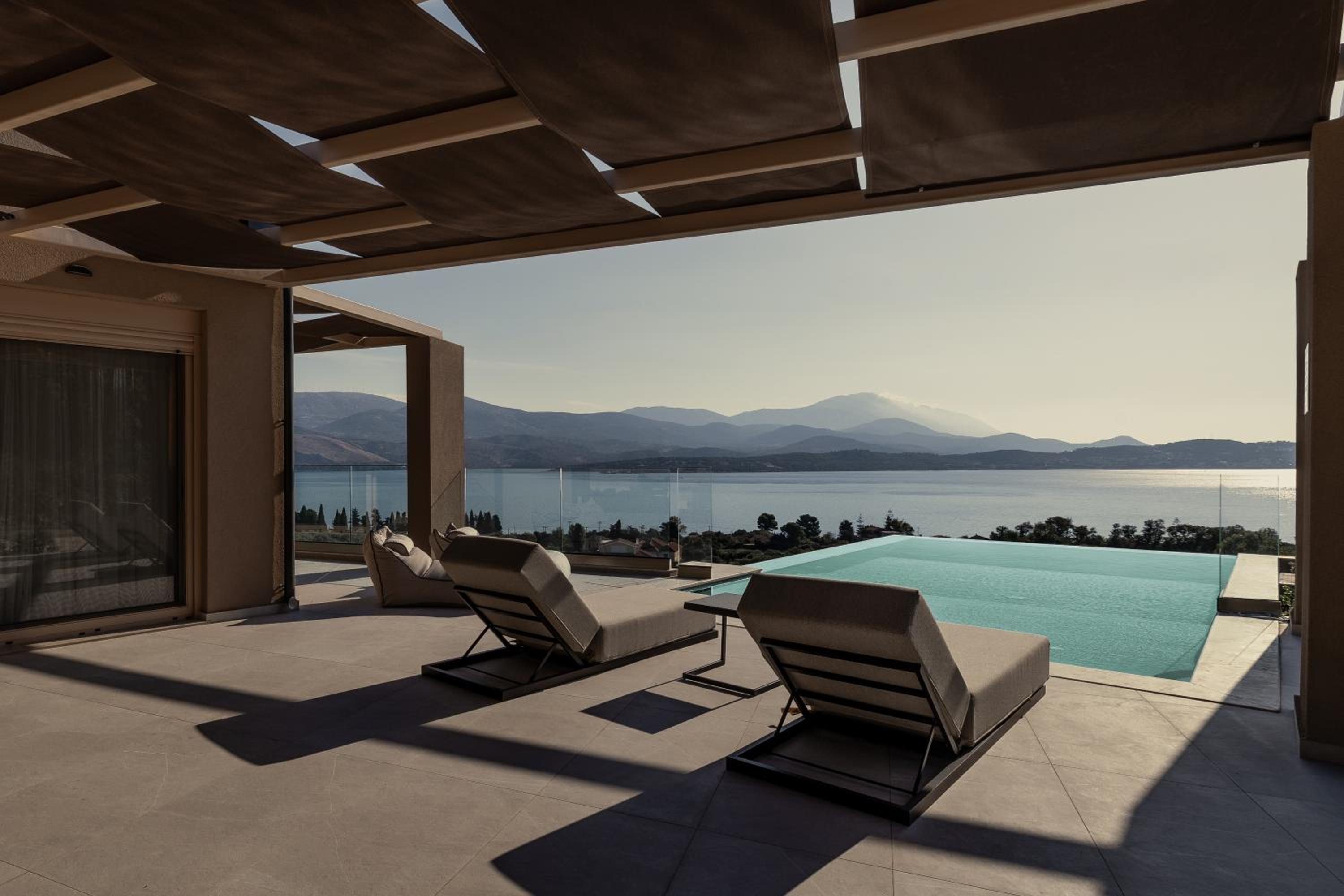 Superior Villa photo 3