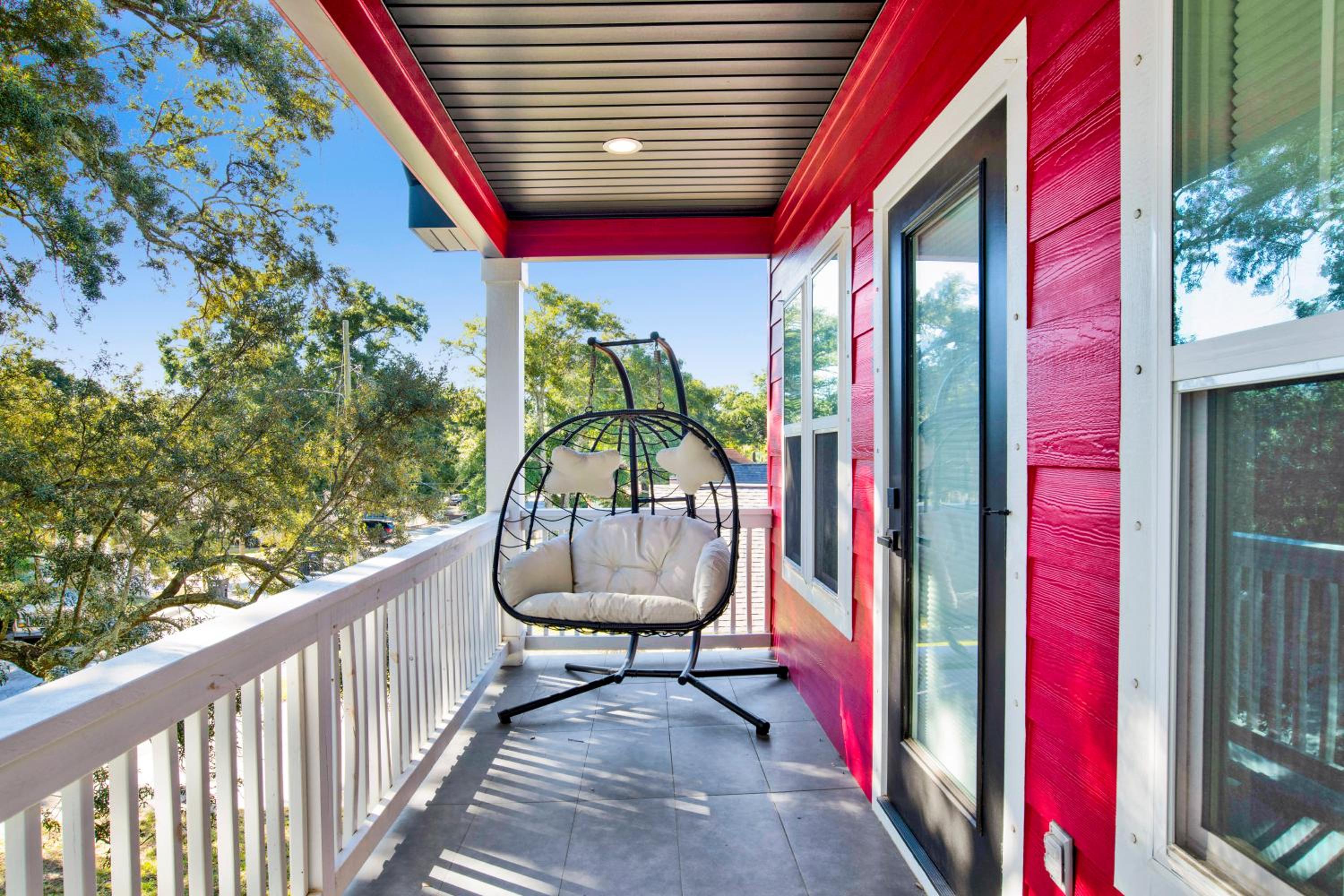 Three-Bedroom House photo 2