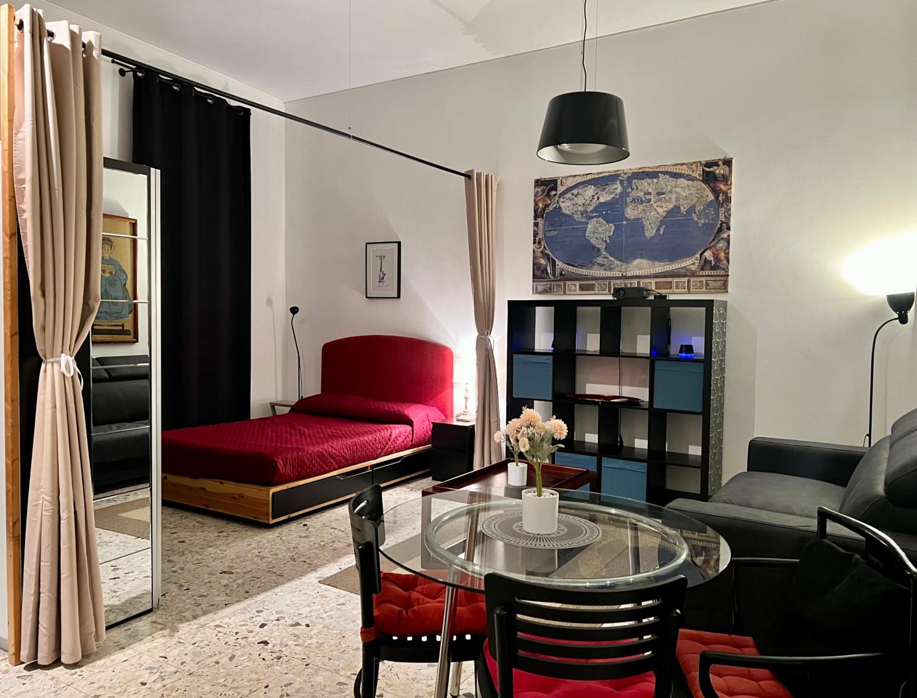 One-Bedroom Apartment