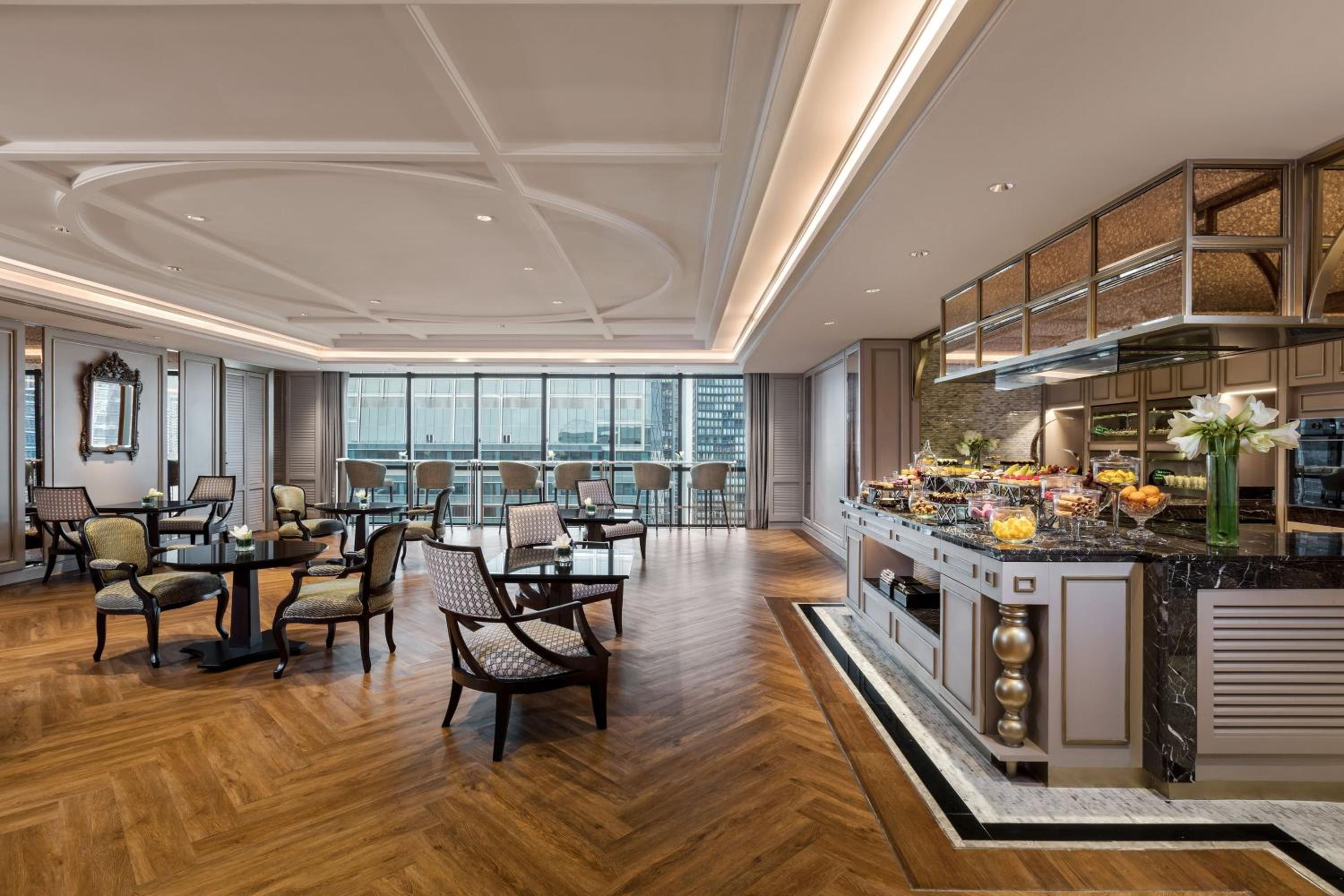 Ratanakosin, Club lounge access, 2 Bedroom Penthouse Suite