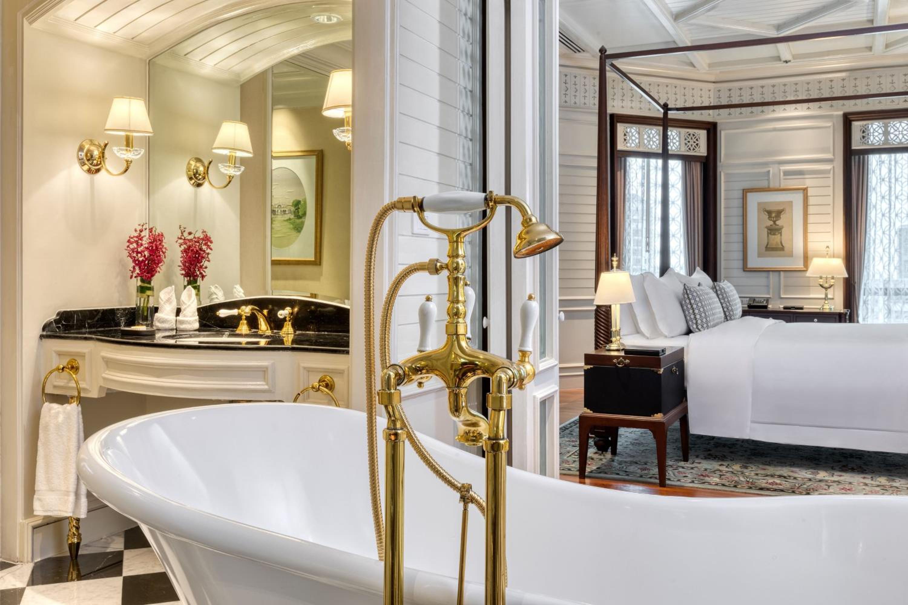Vimarn Siam, Club lounge access, 2 Bedroom Penthouse Suite