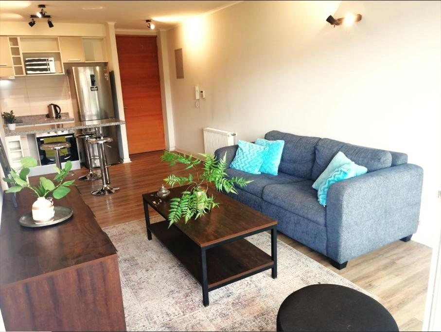 One-Bedroom Apartment photo 1