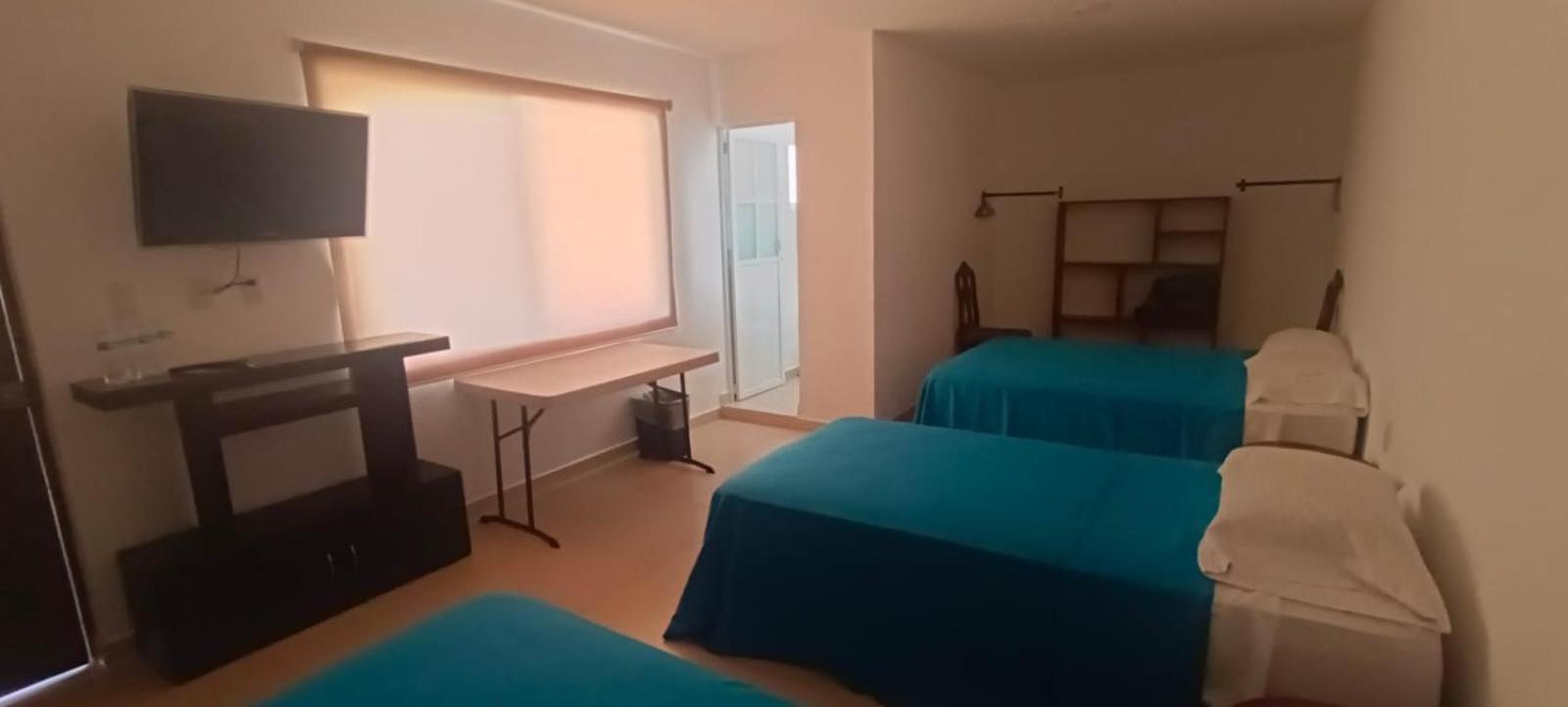 Family Room with Private Bathroom photo 1