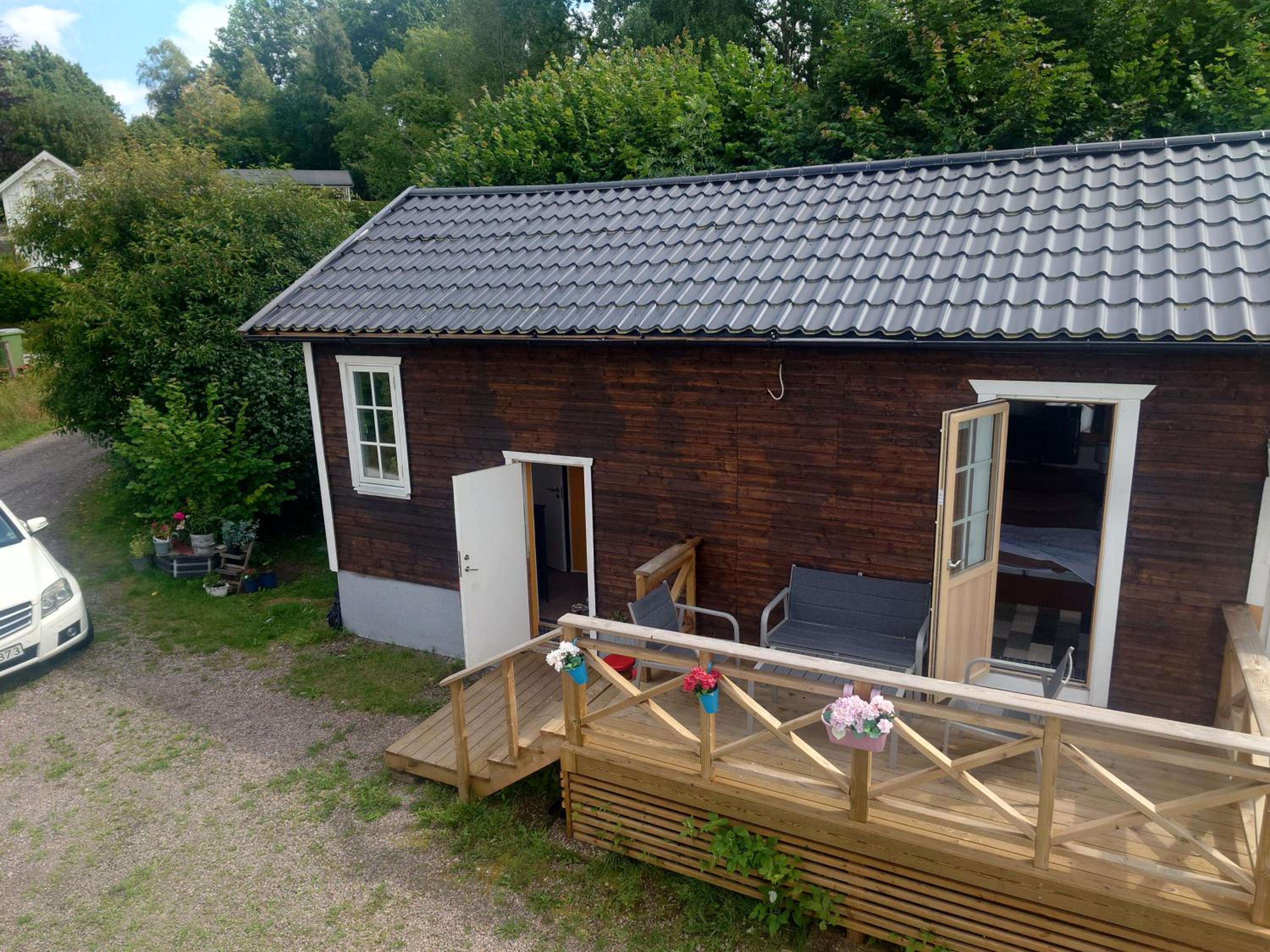 Two-Bedroom House photo 2