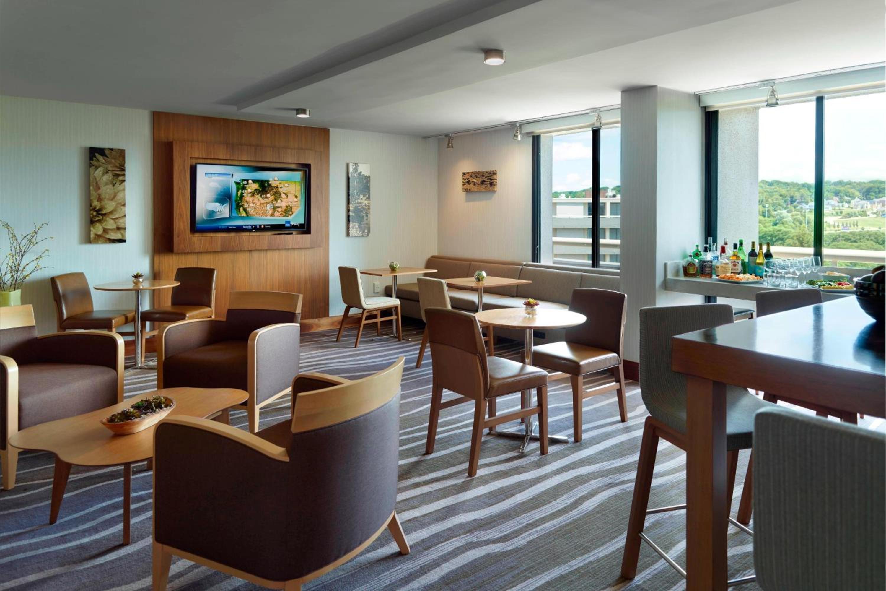 Concierge King or Queen Room - Photo 5