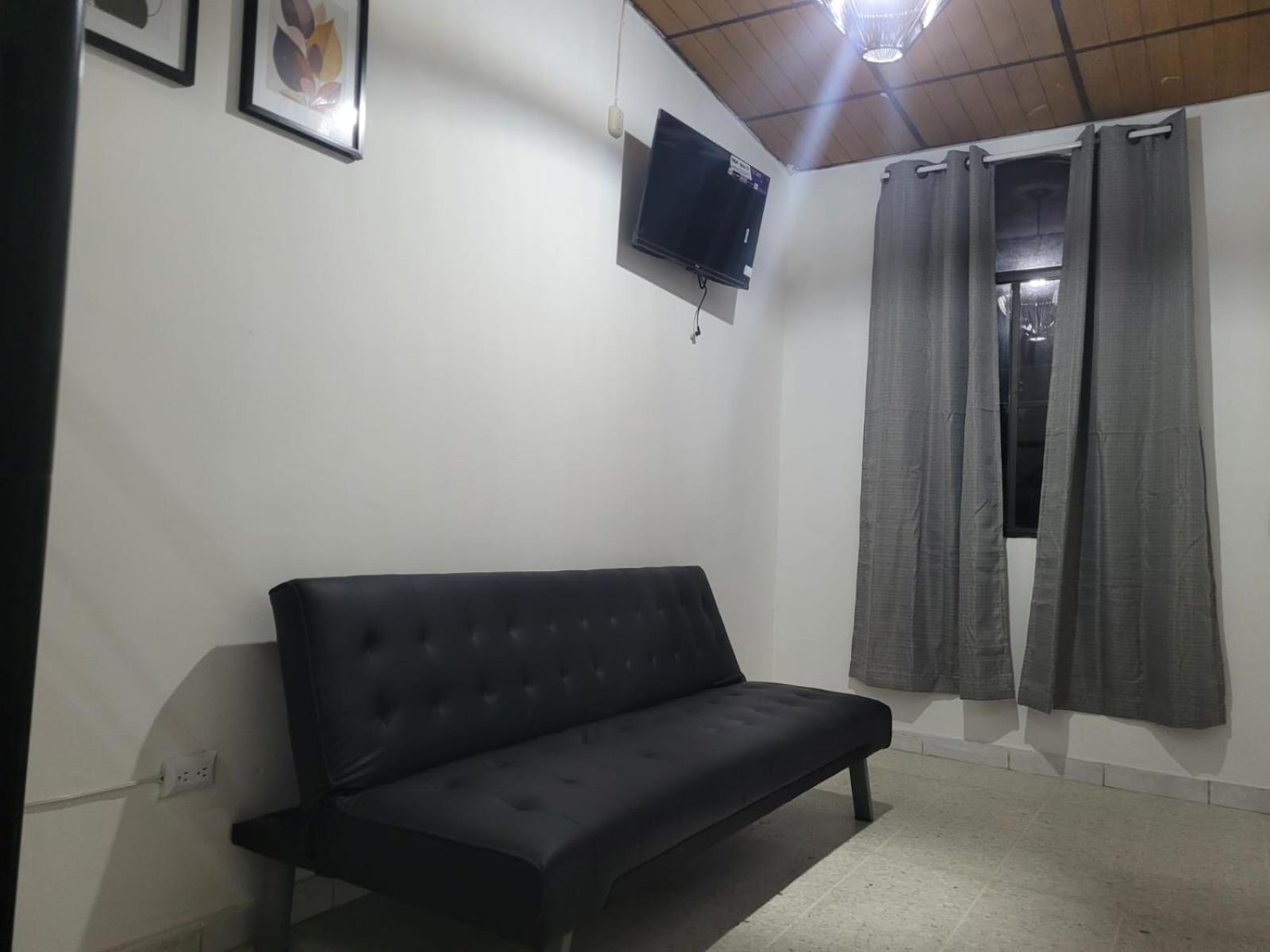 Triple Room With Private Bathroom photo 2