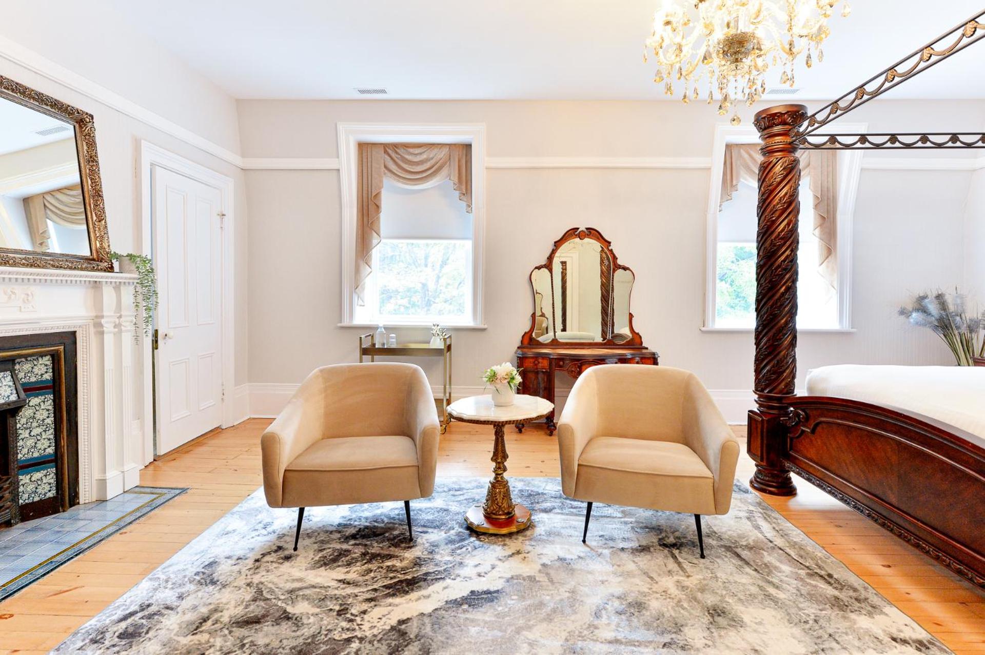 Deluxe King Room photo 3
