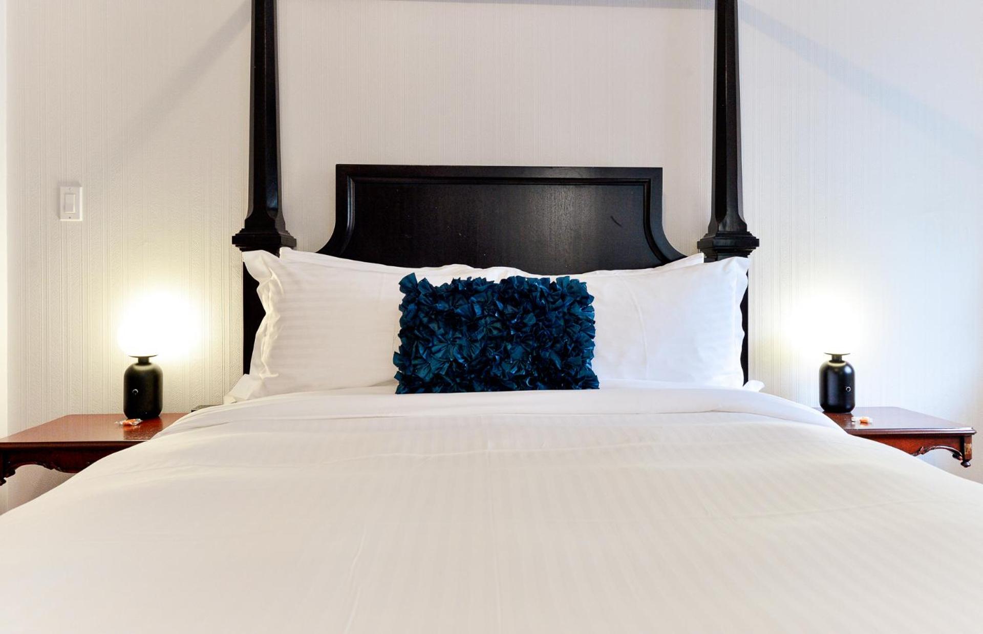 Deluxe Queen Room photo 2