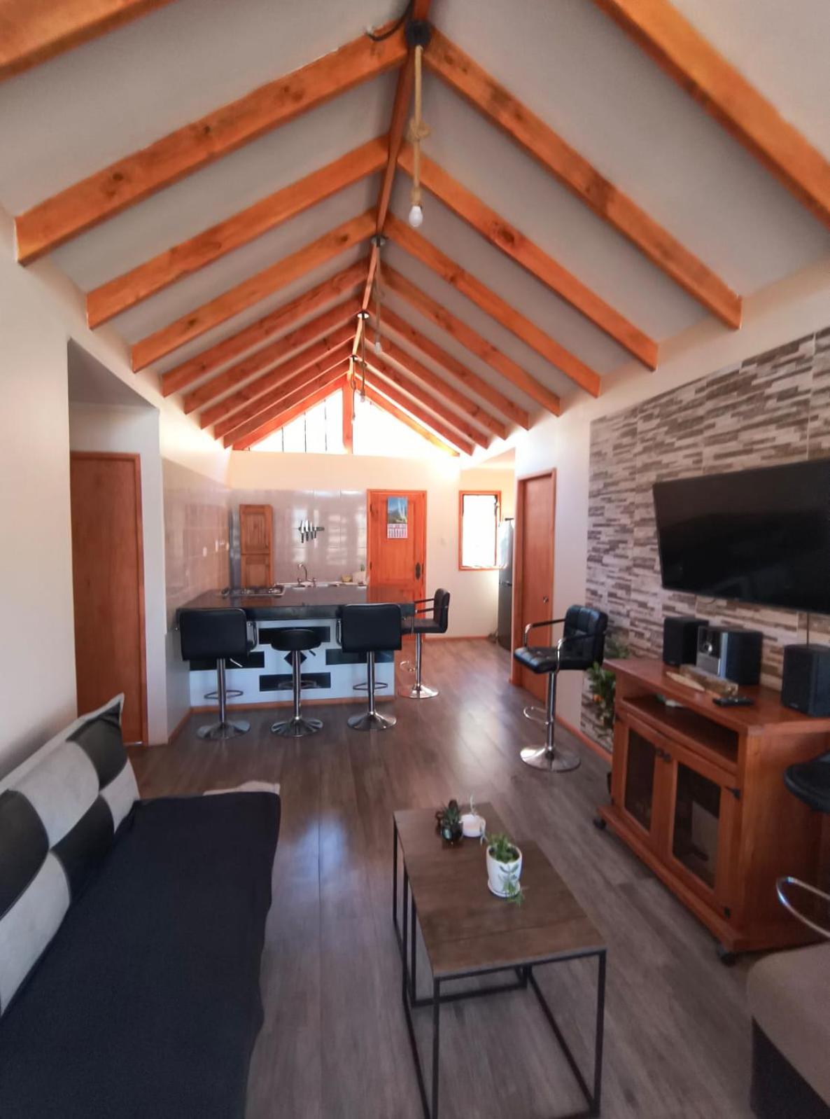 Three-Bedroom House photo 3