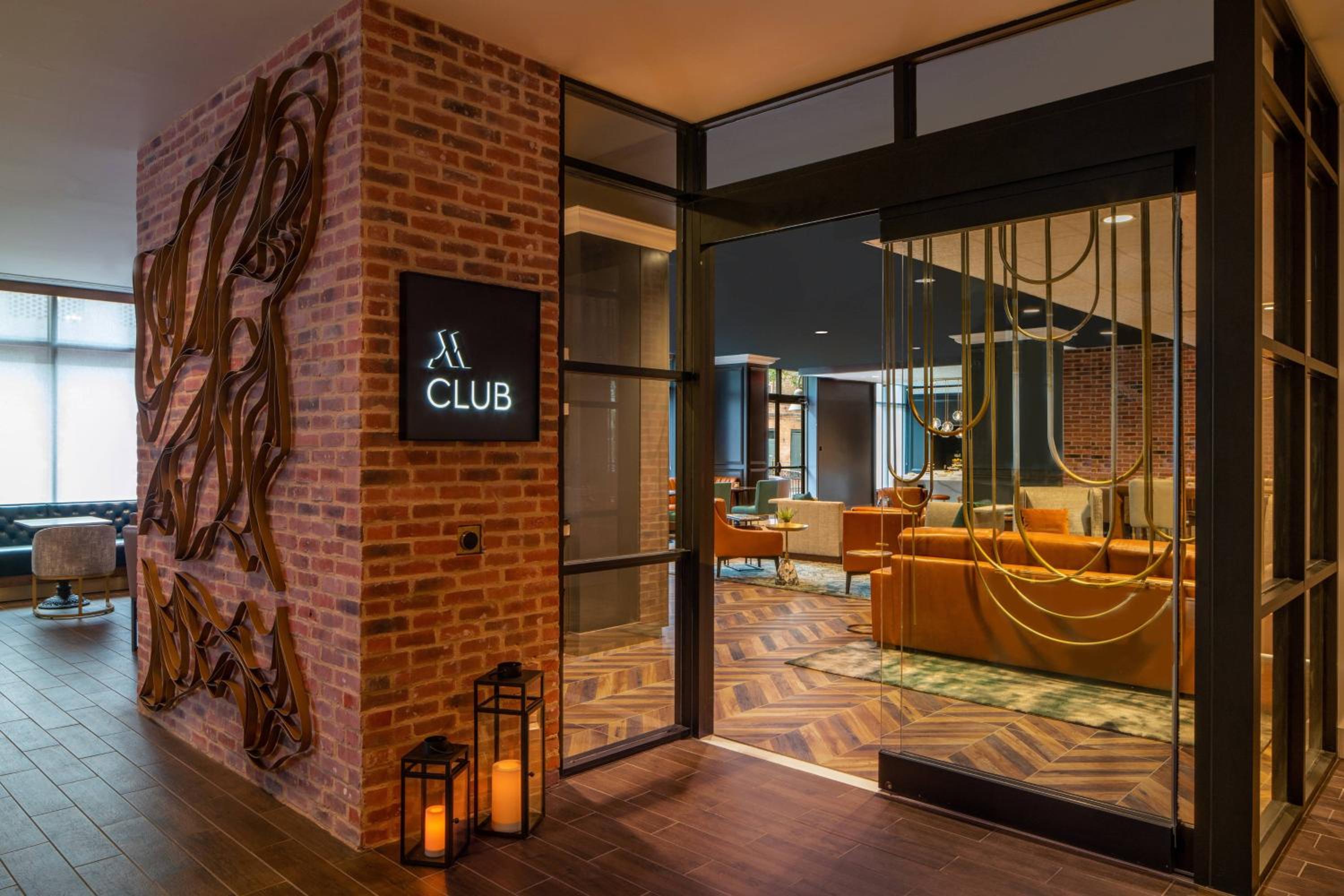 M Club Room, 1 King - Photo 9