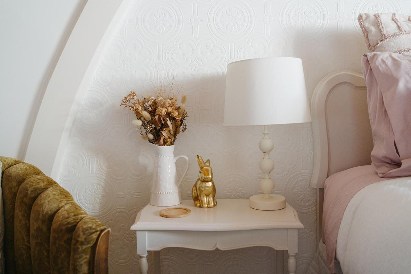 Deluxe Queen Room - Photo 12