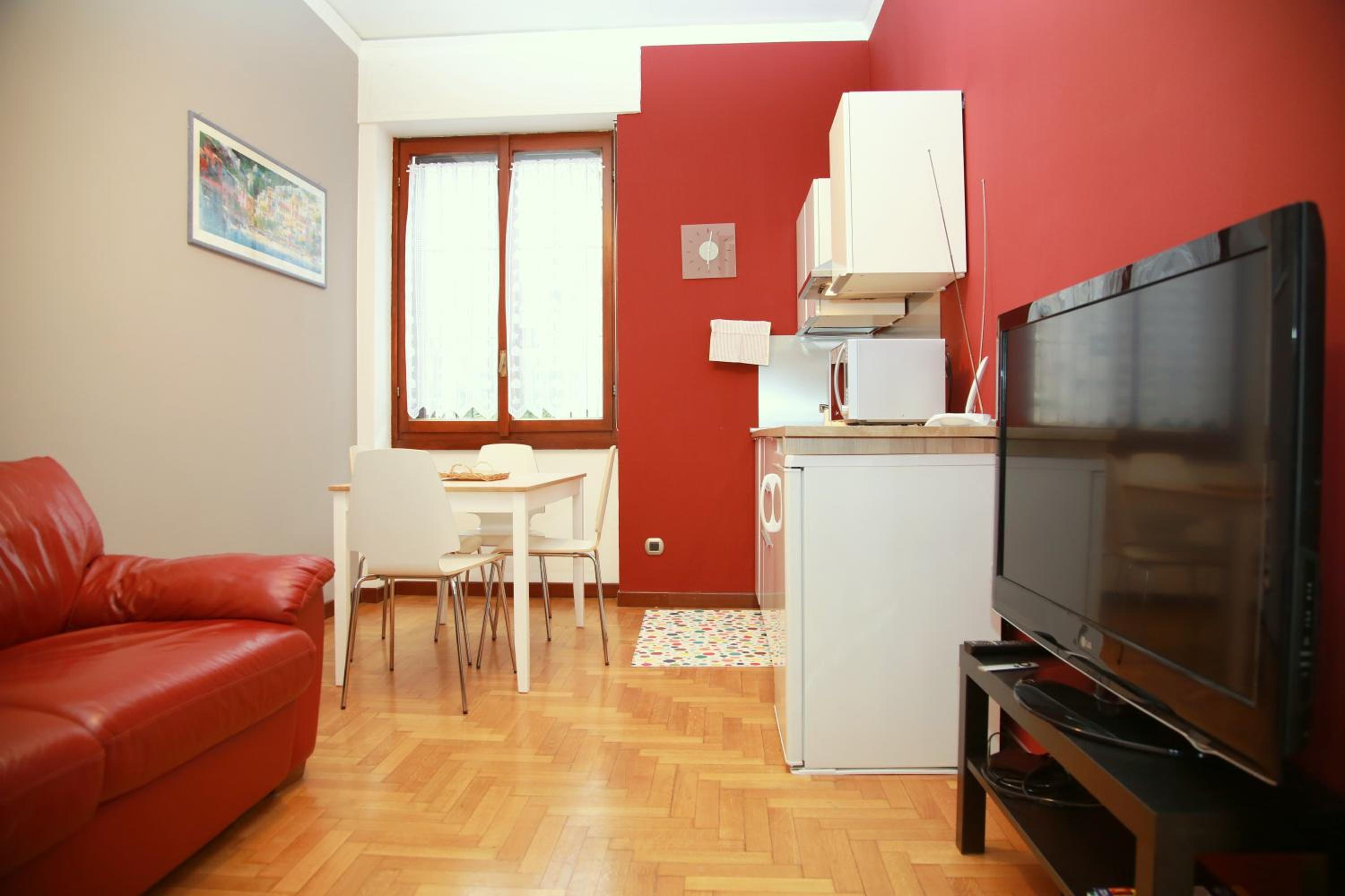One-Bedroom Apartment (4 Adults)