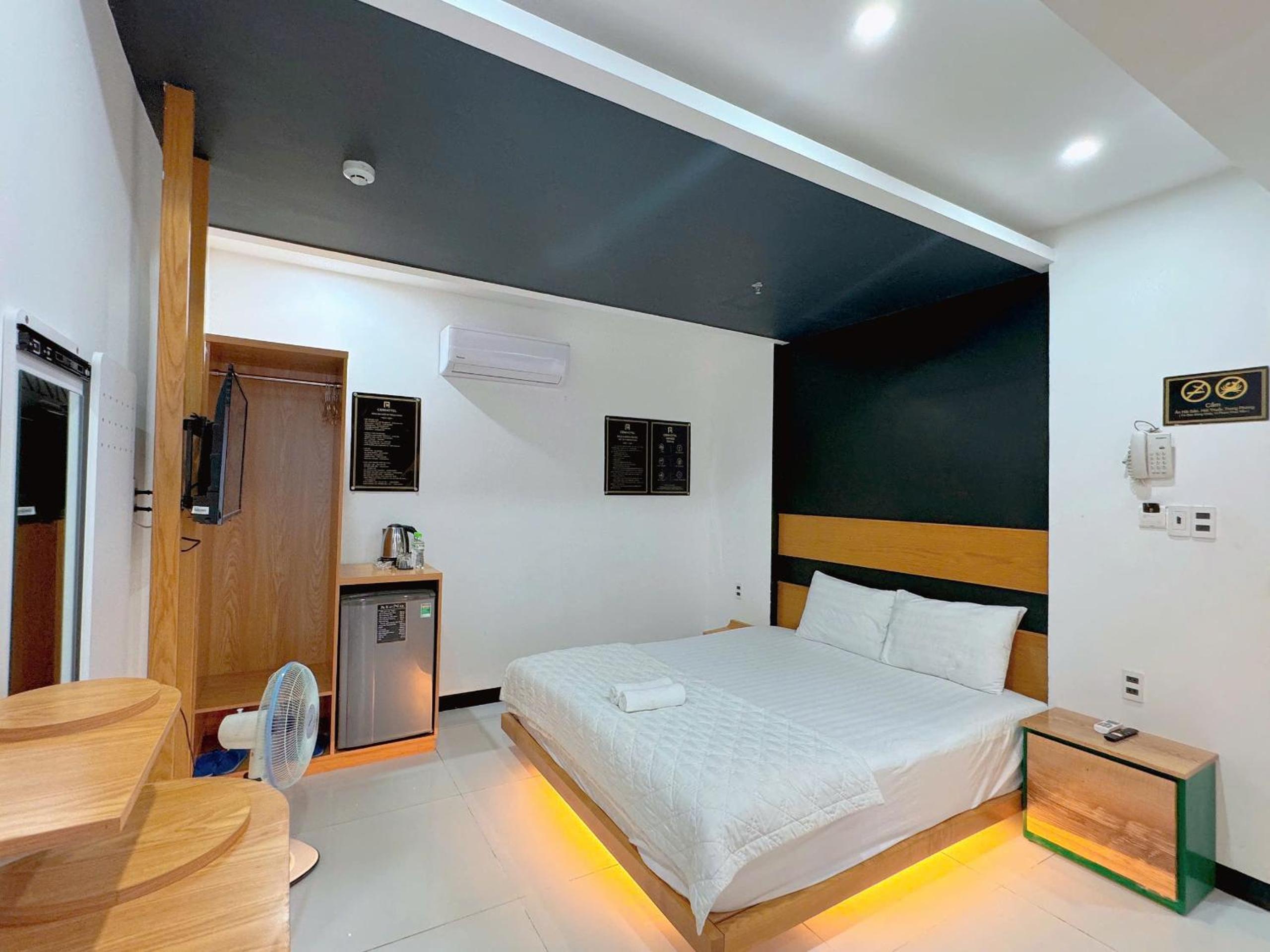 Double Room with Balcony photo 2