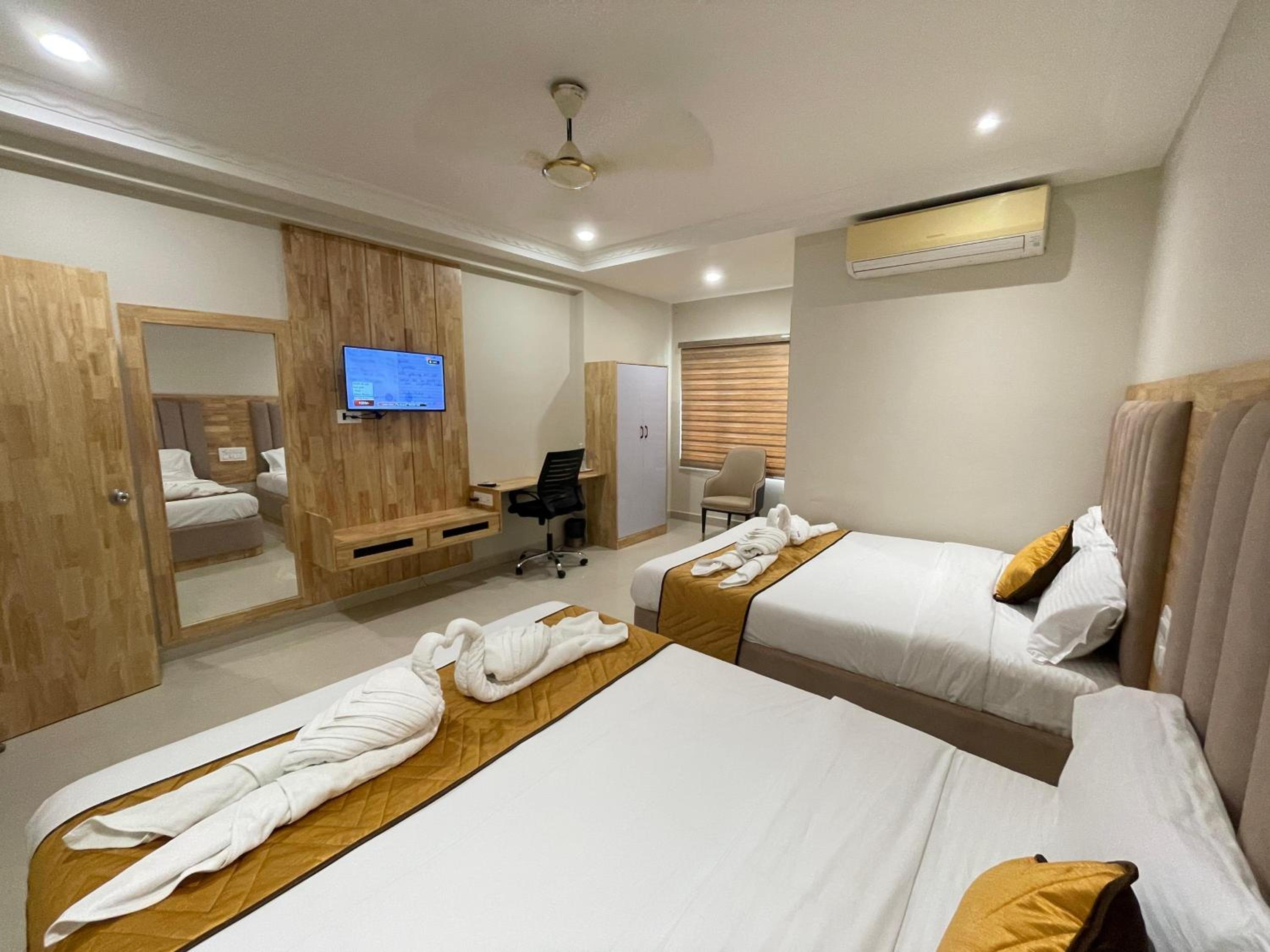 Family Double Room - Photo 1