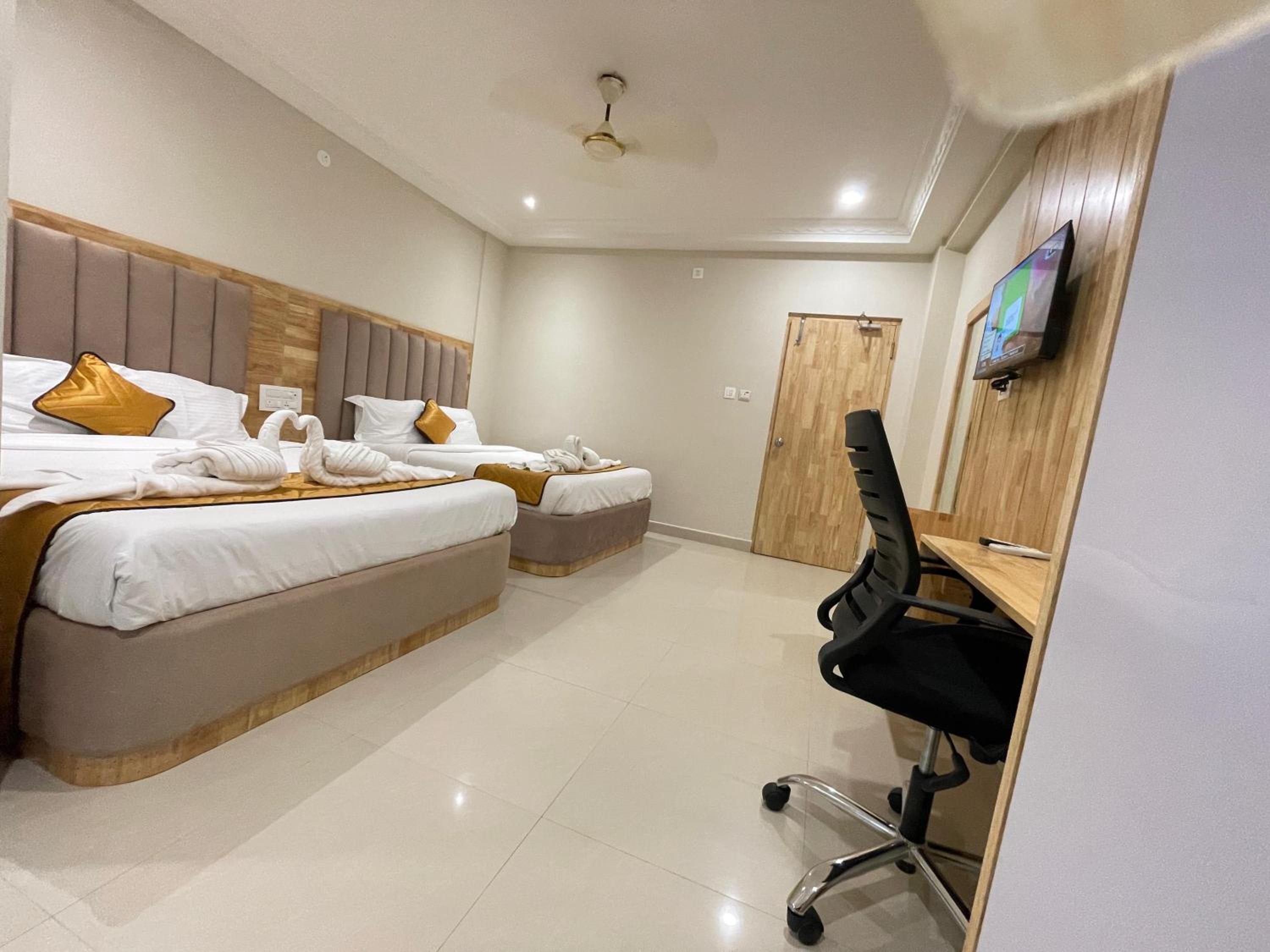 Family Double Room - Photo 4