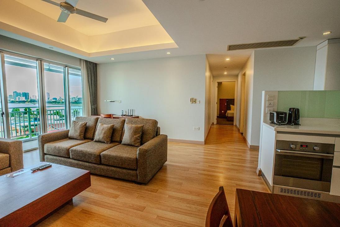 Two-Bedroom Apartment with Balcony photo 3