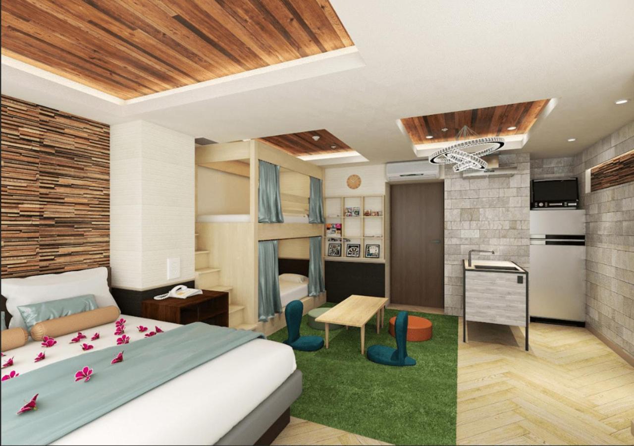 Deluxe Family Room photo 1