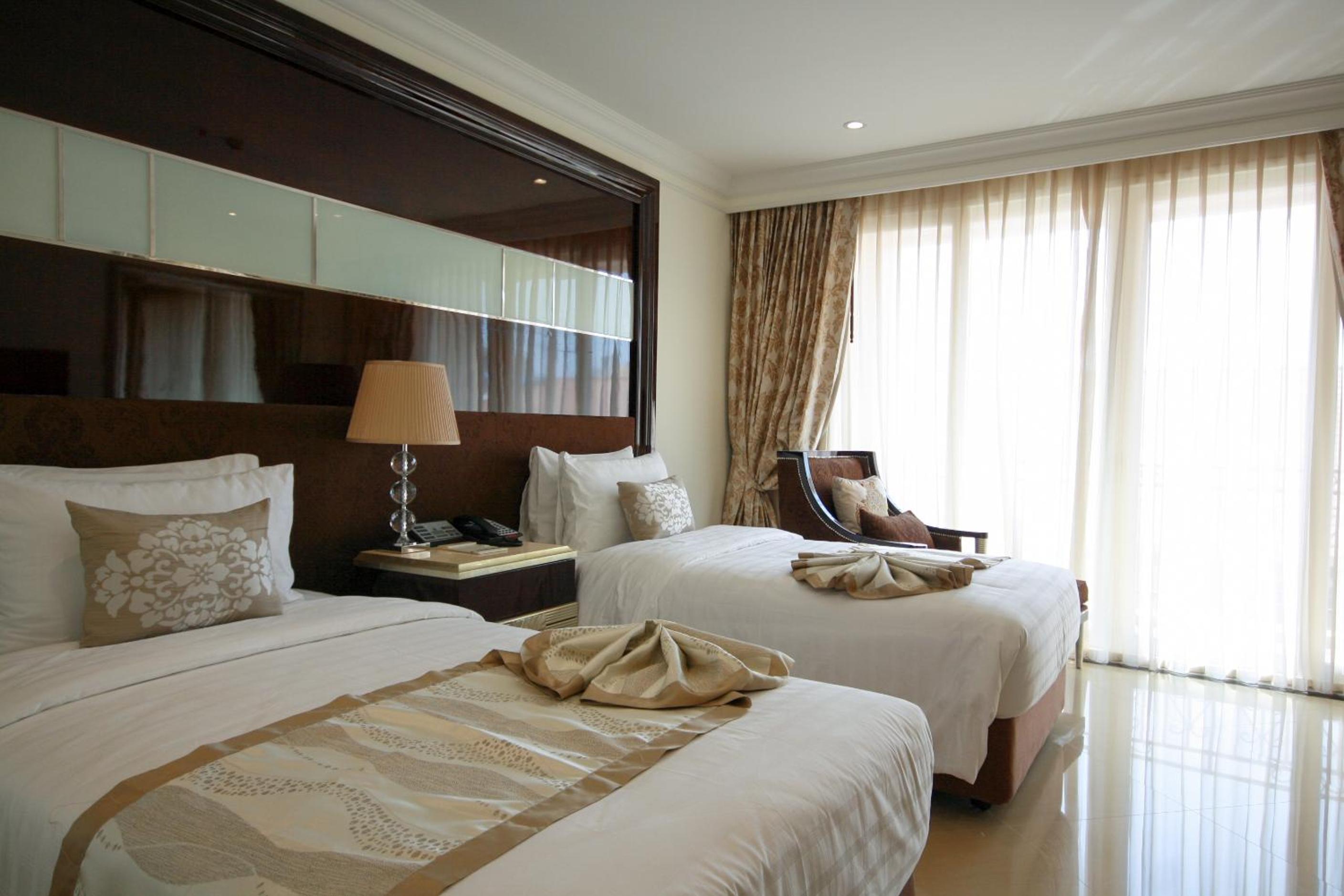 Deluxe Twin Room photo 3