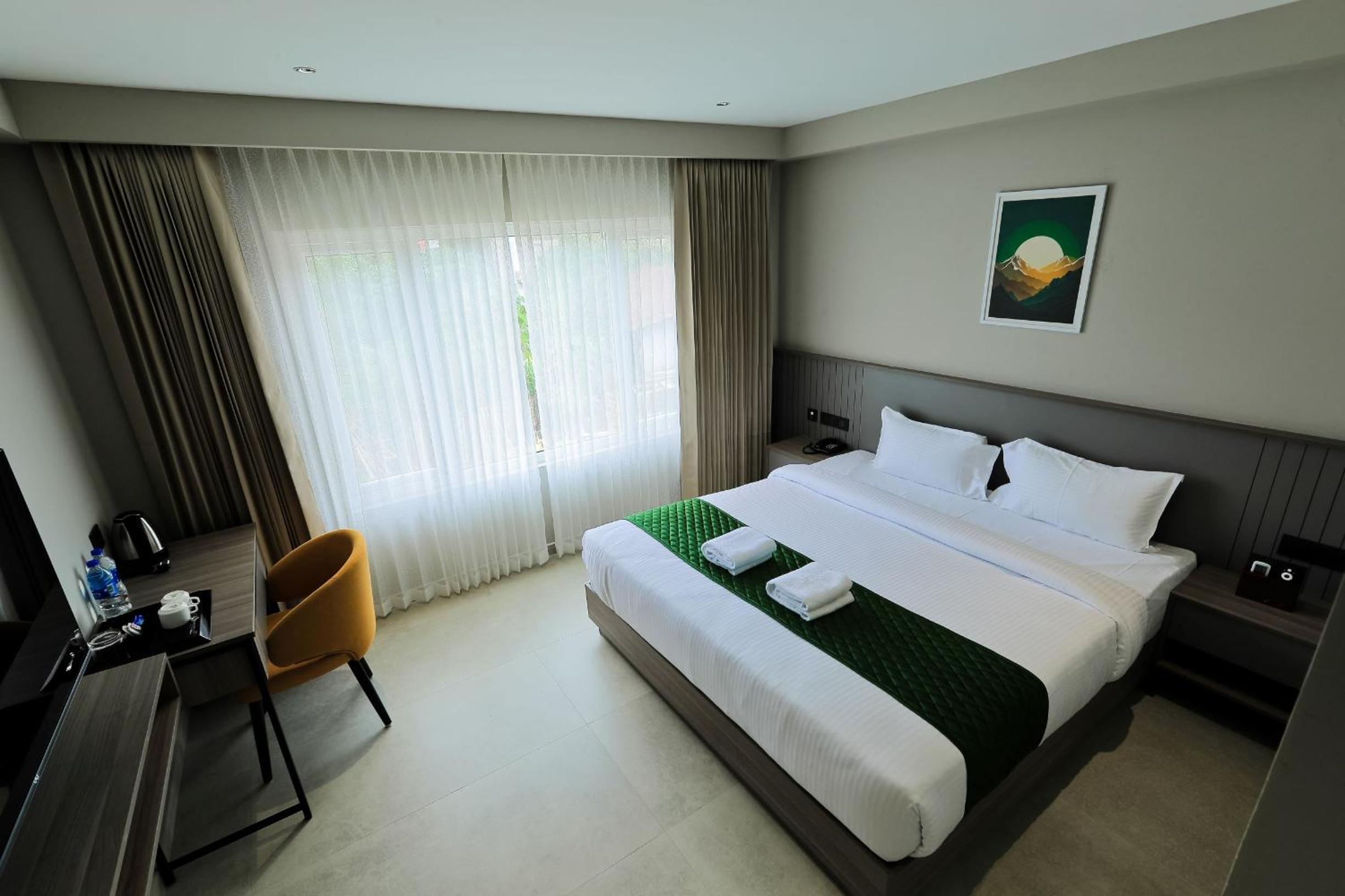 Standard Double Room with Fan photo 3
