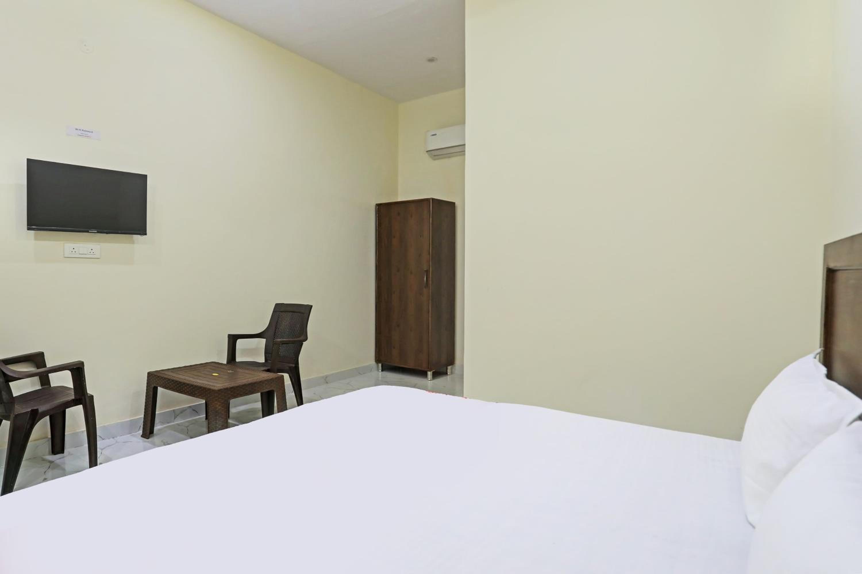 Classic Triple Room