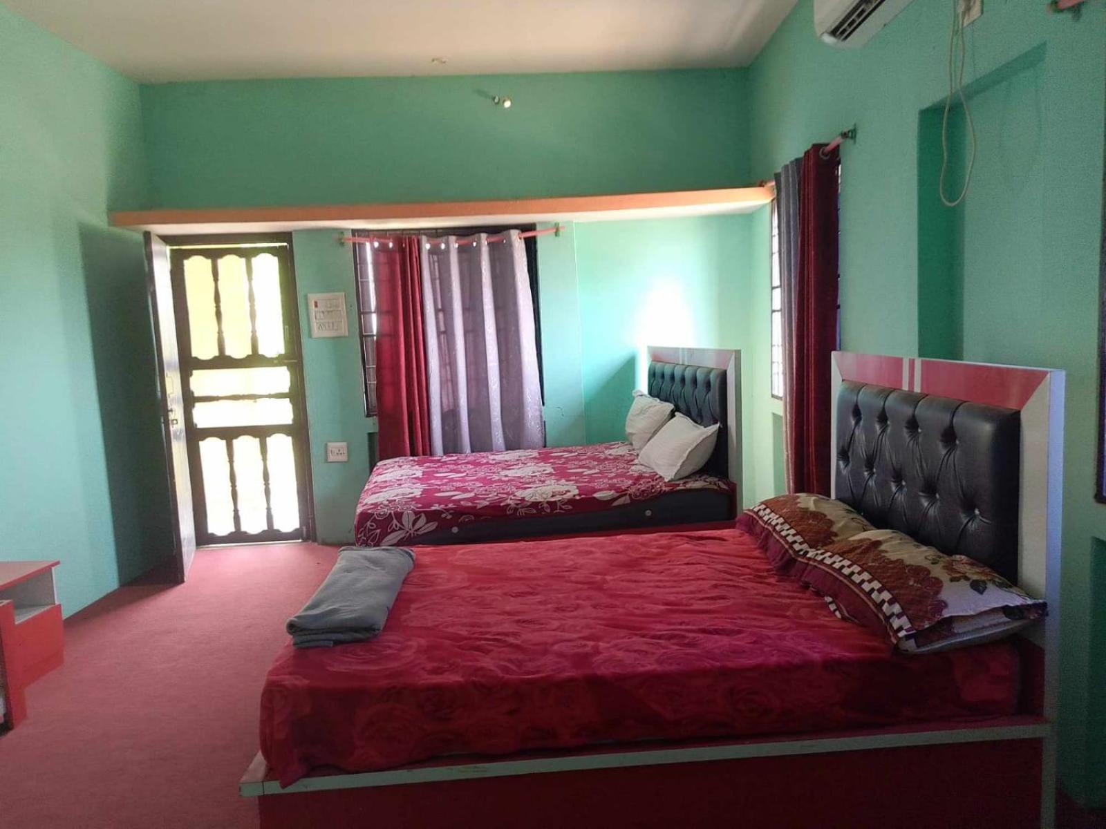 Budget Double Room photo 1