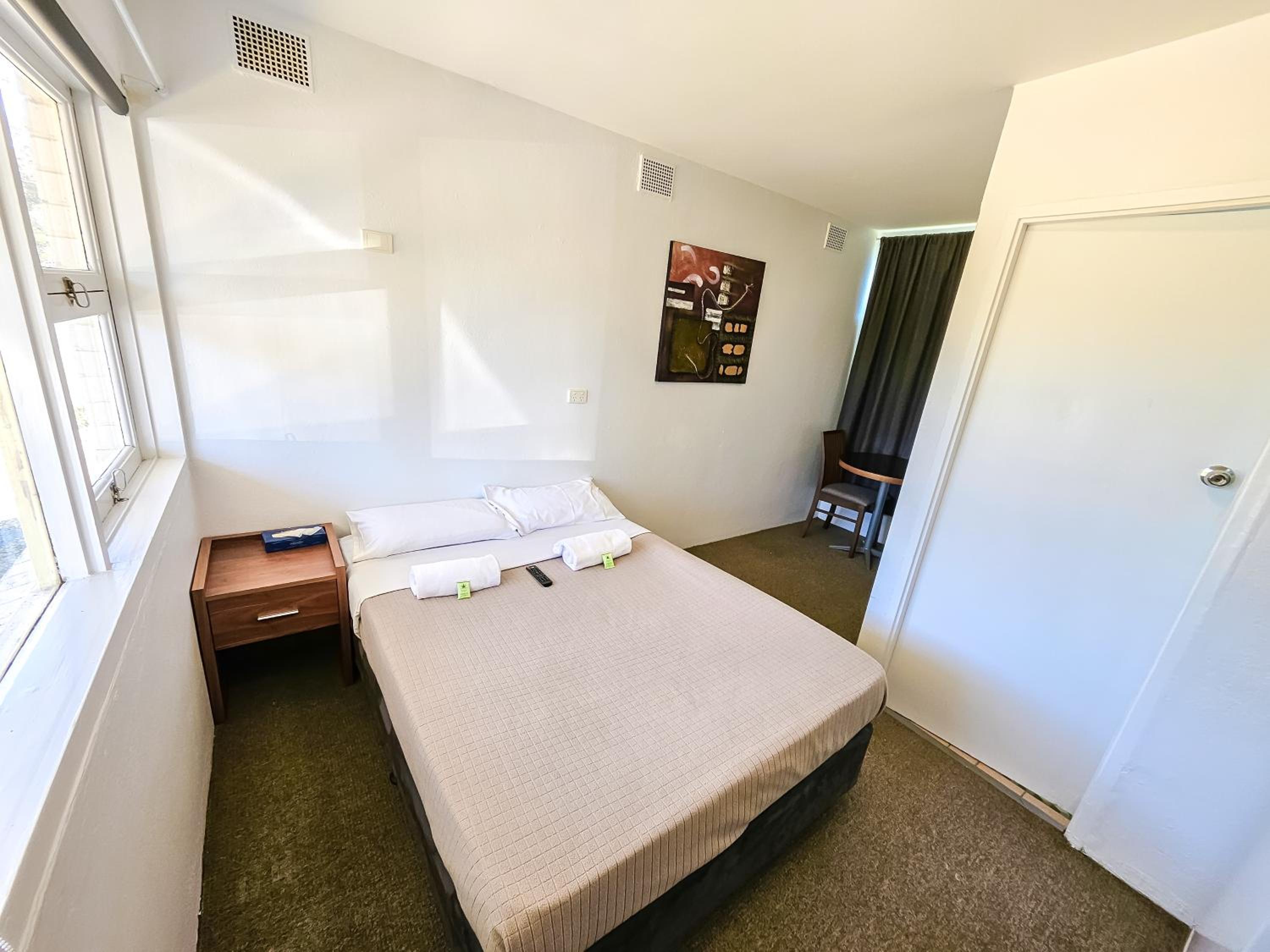 Budget Double Room - No Pet photo 1