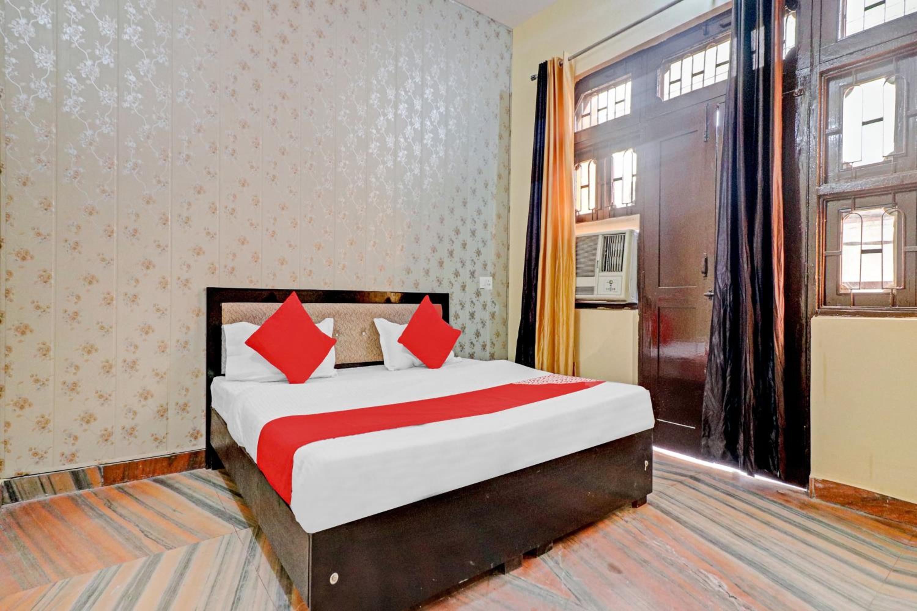 Classic Triple Room