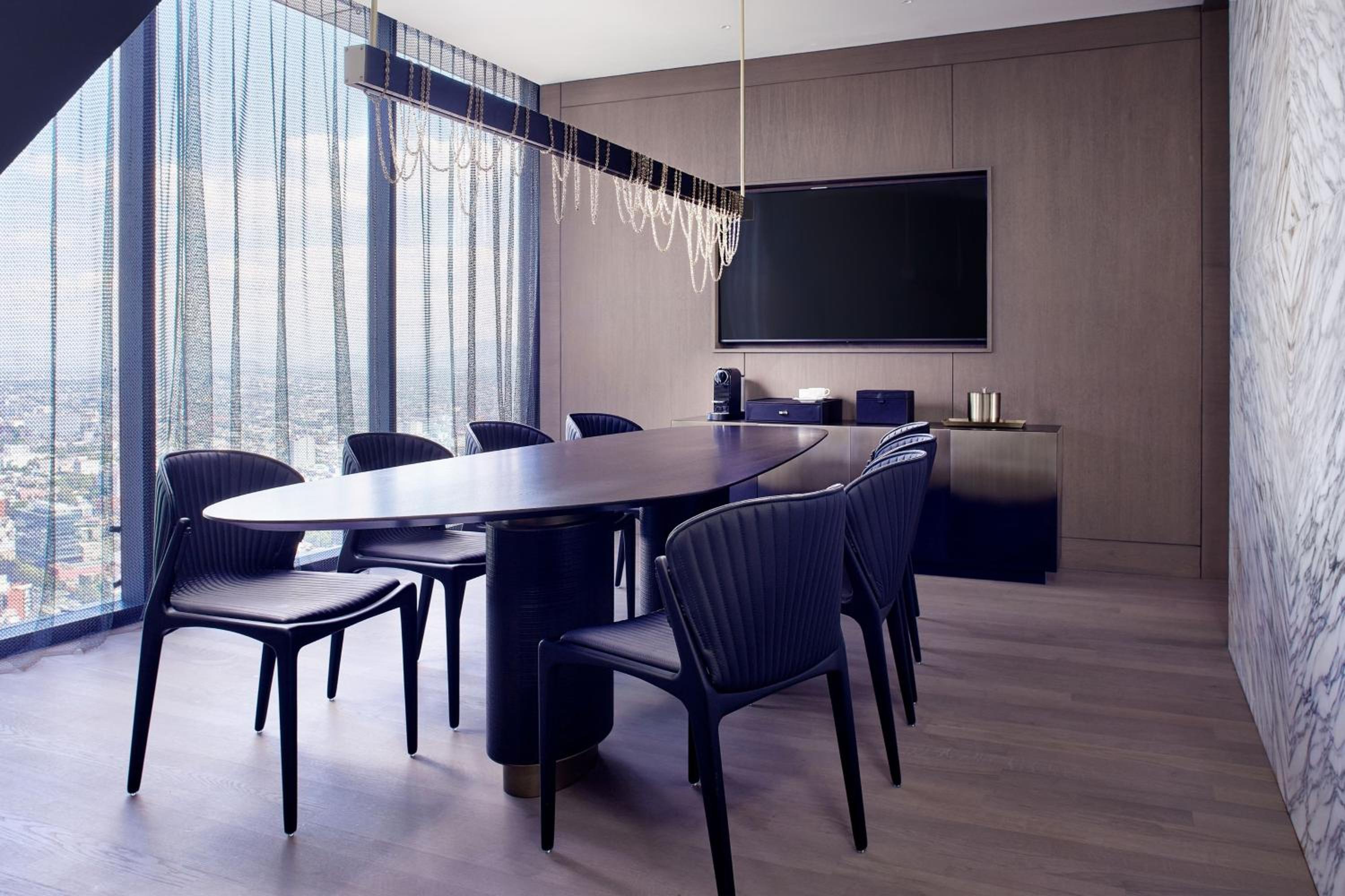 The Ritz-Carlton Suite, Club lounge access, Suite, 1 King
