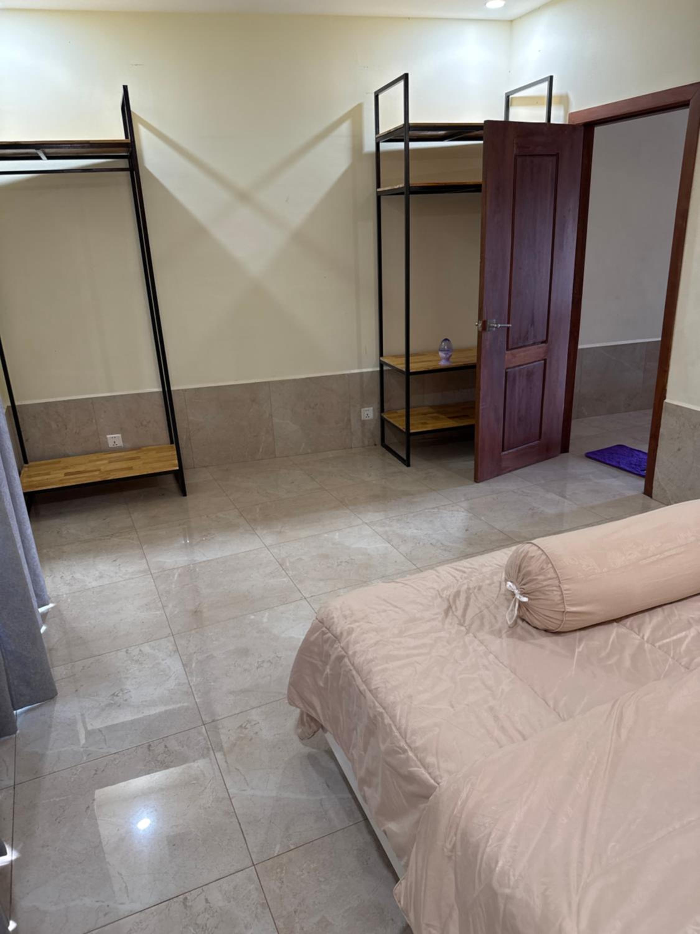 Deluxe King Suite photo 1