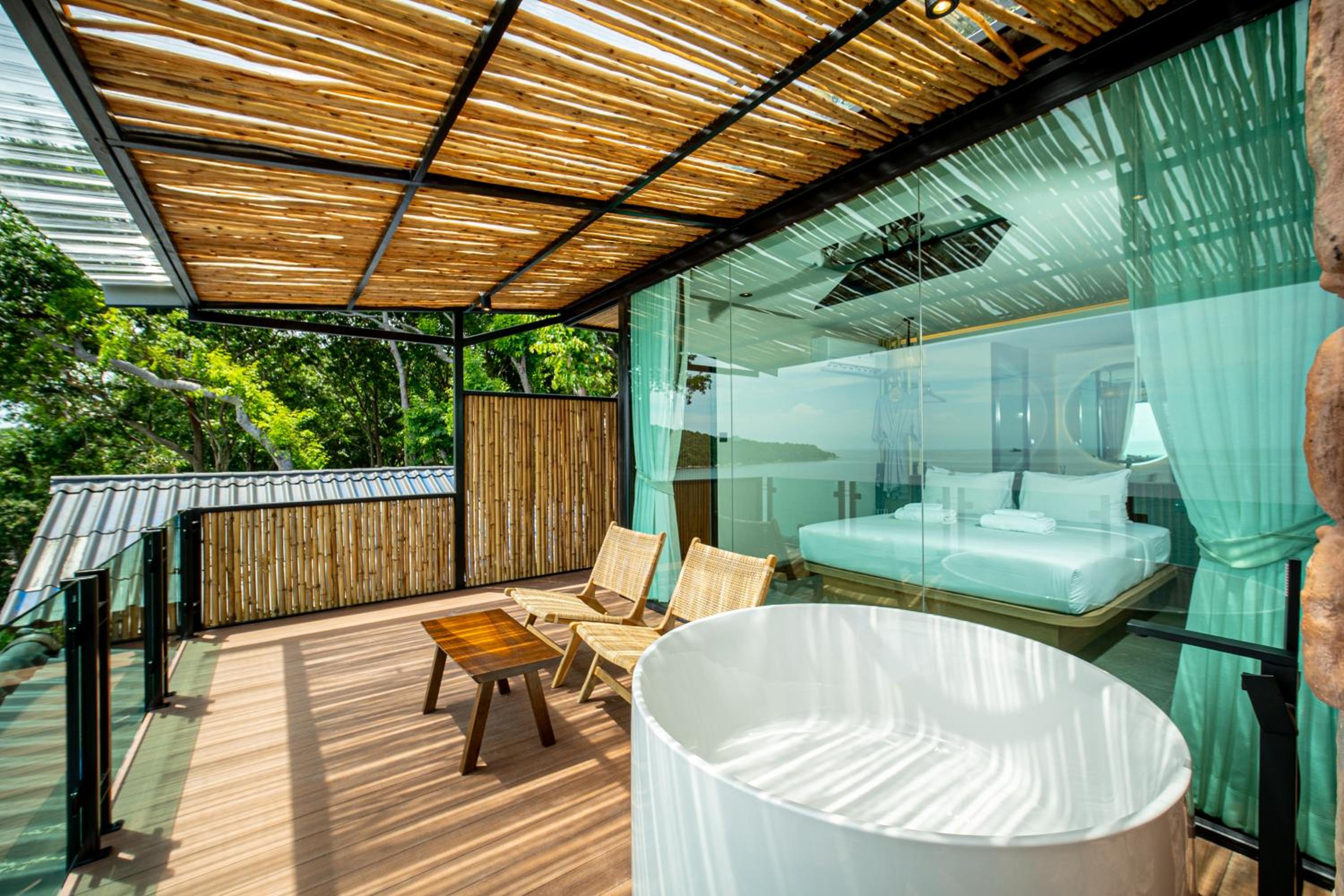 King Suite with Ocean View - Photo 19