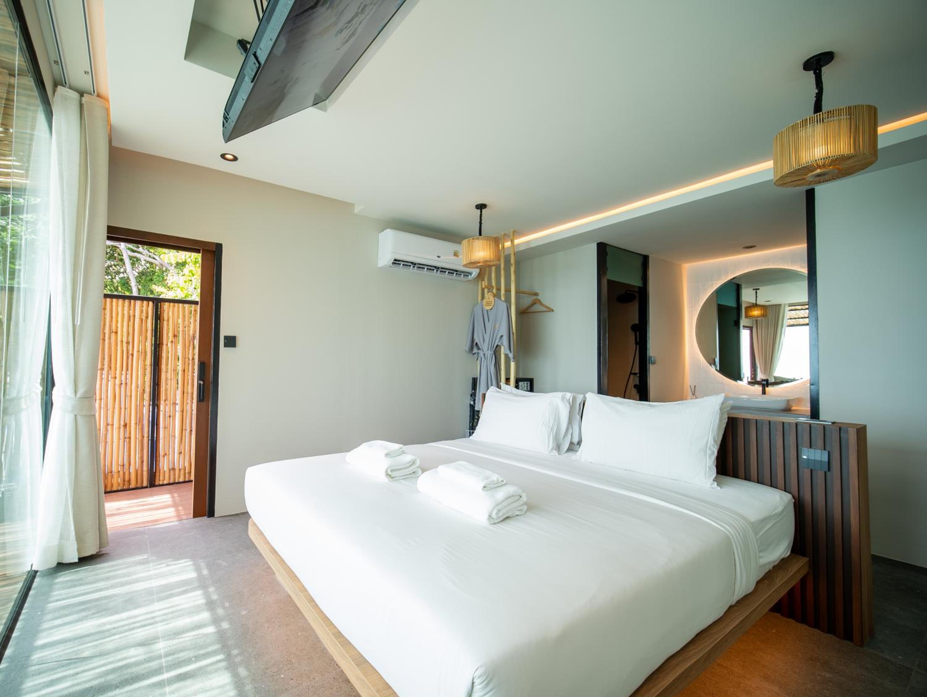King Suite with Ocean View - Photo 4