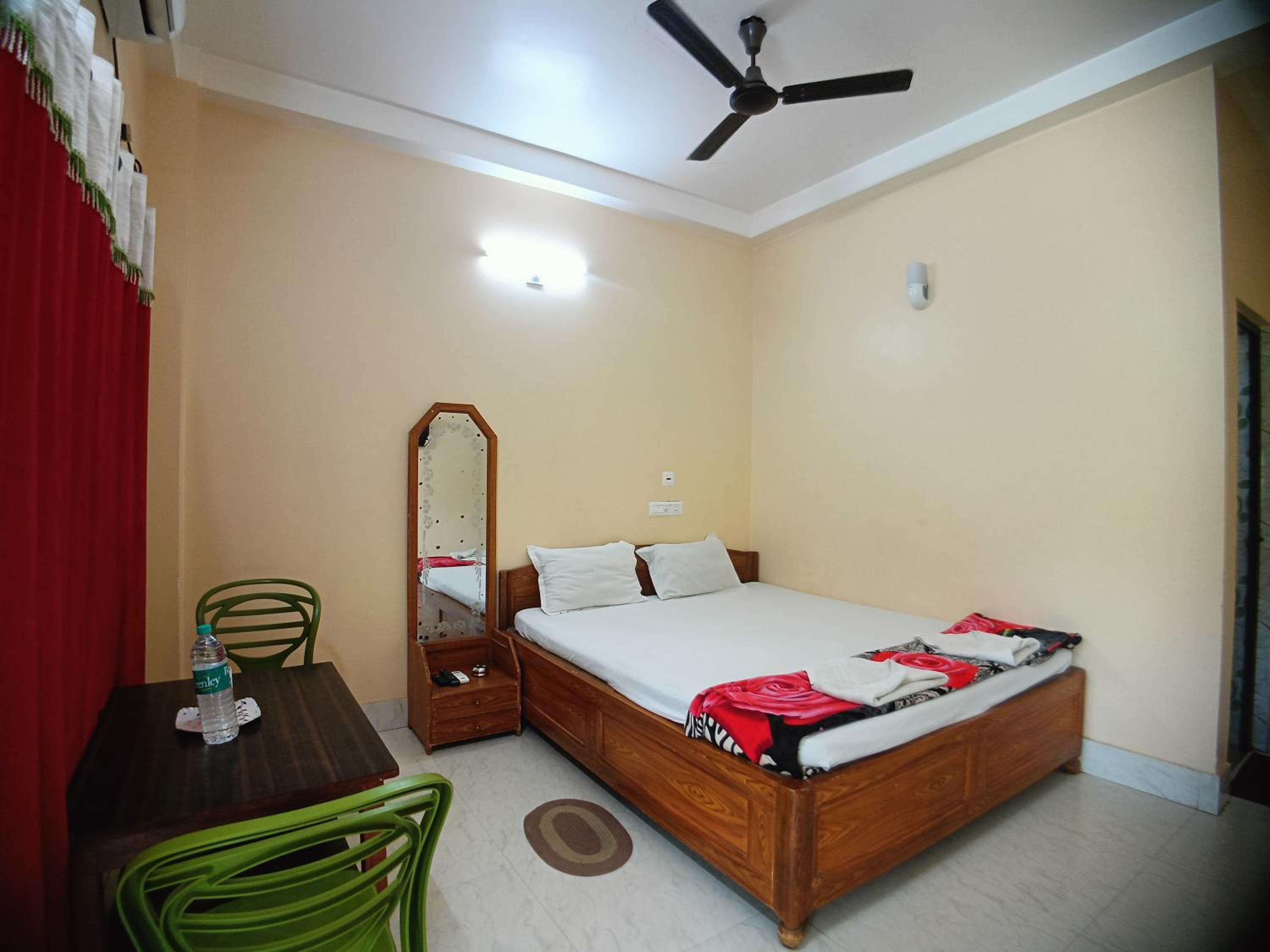 Standard double room(Ground Floor) - Photo 2