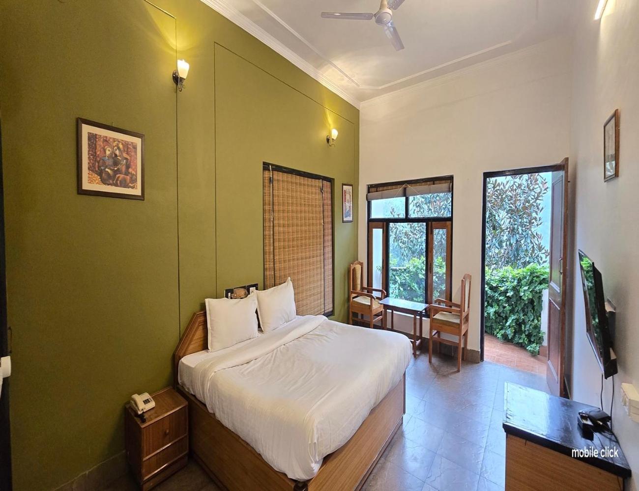 Deluxe Double Room With Balcony