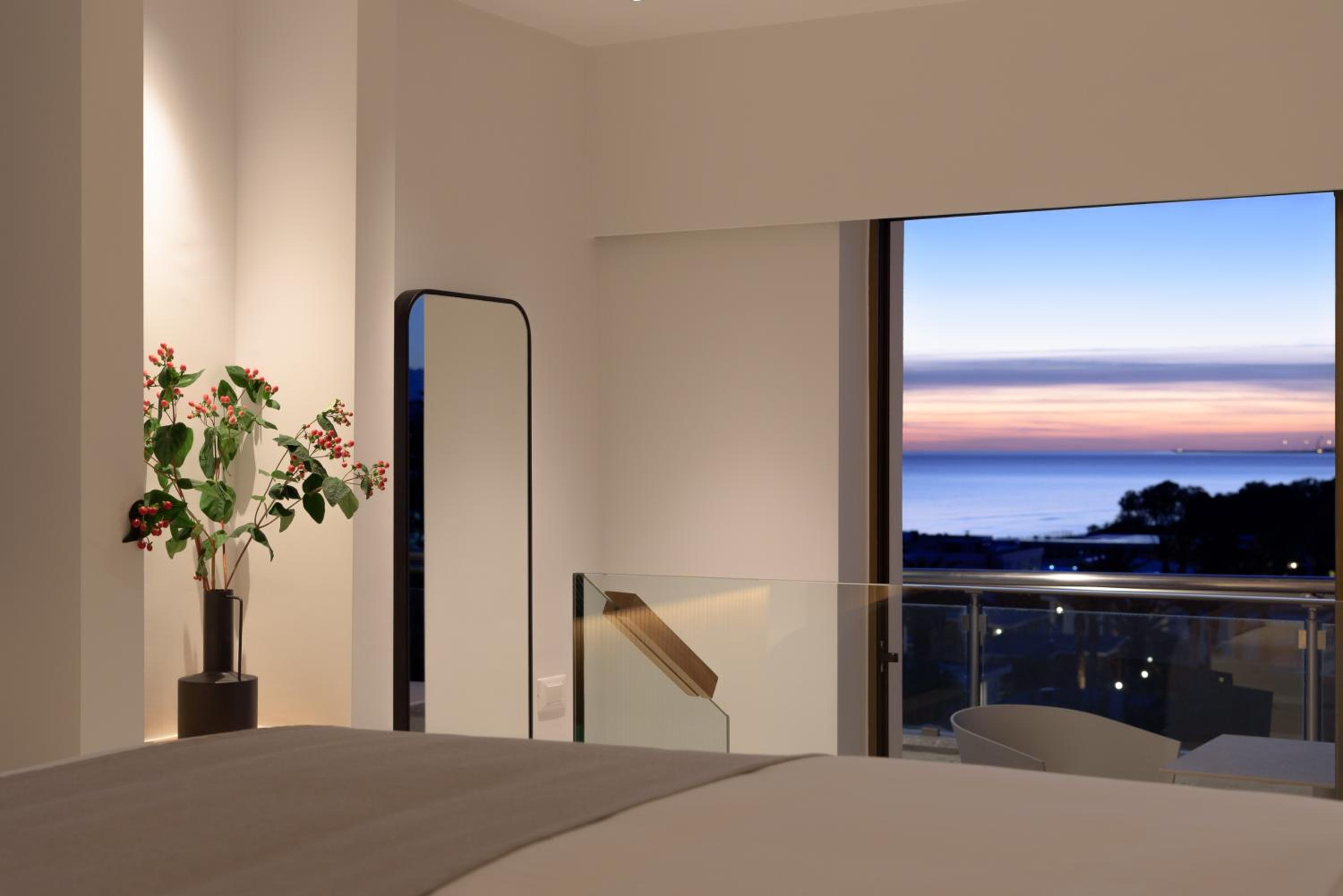 Premium Sea View Room - Photo 7
