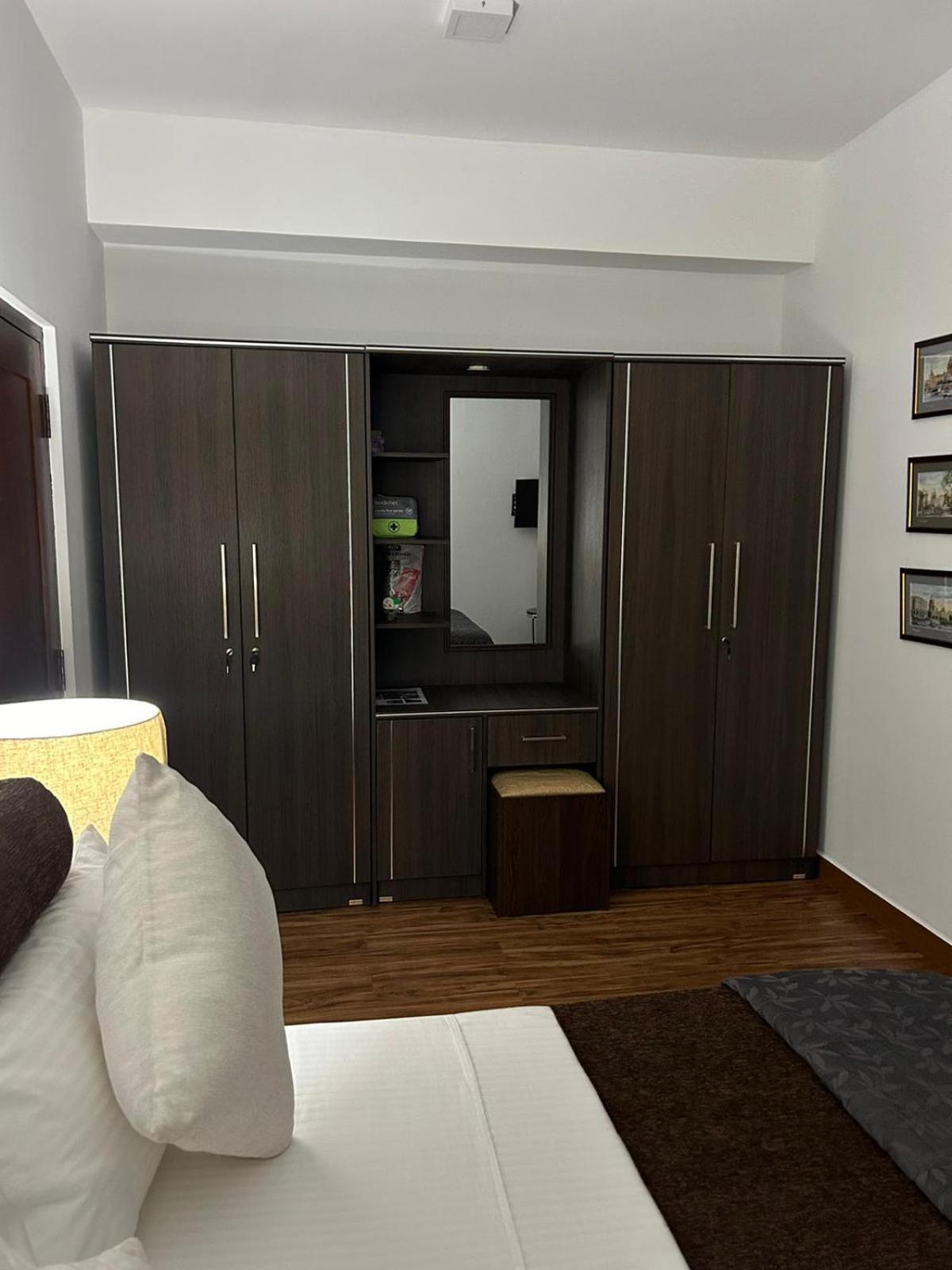 Deluxe Double Room with Balcony photo 2