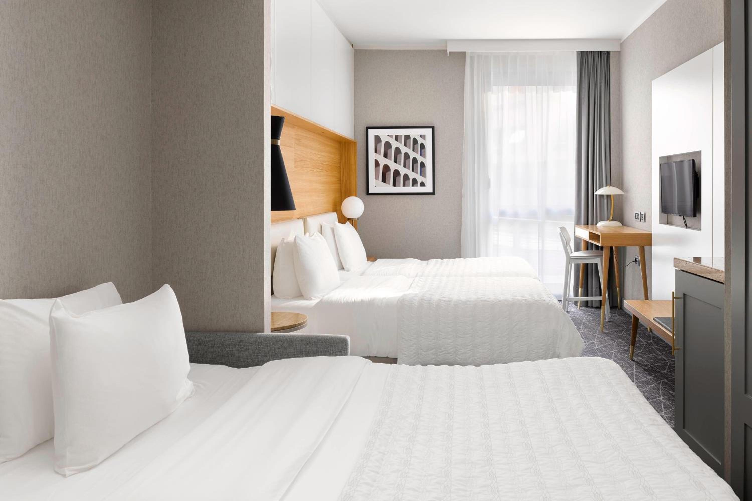 Superior Triple Room, Smaller Guest room, Limited view