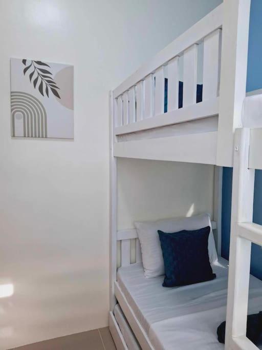 Three-Bedroom Home photo 3