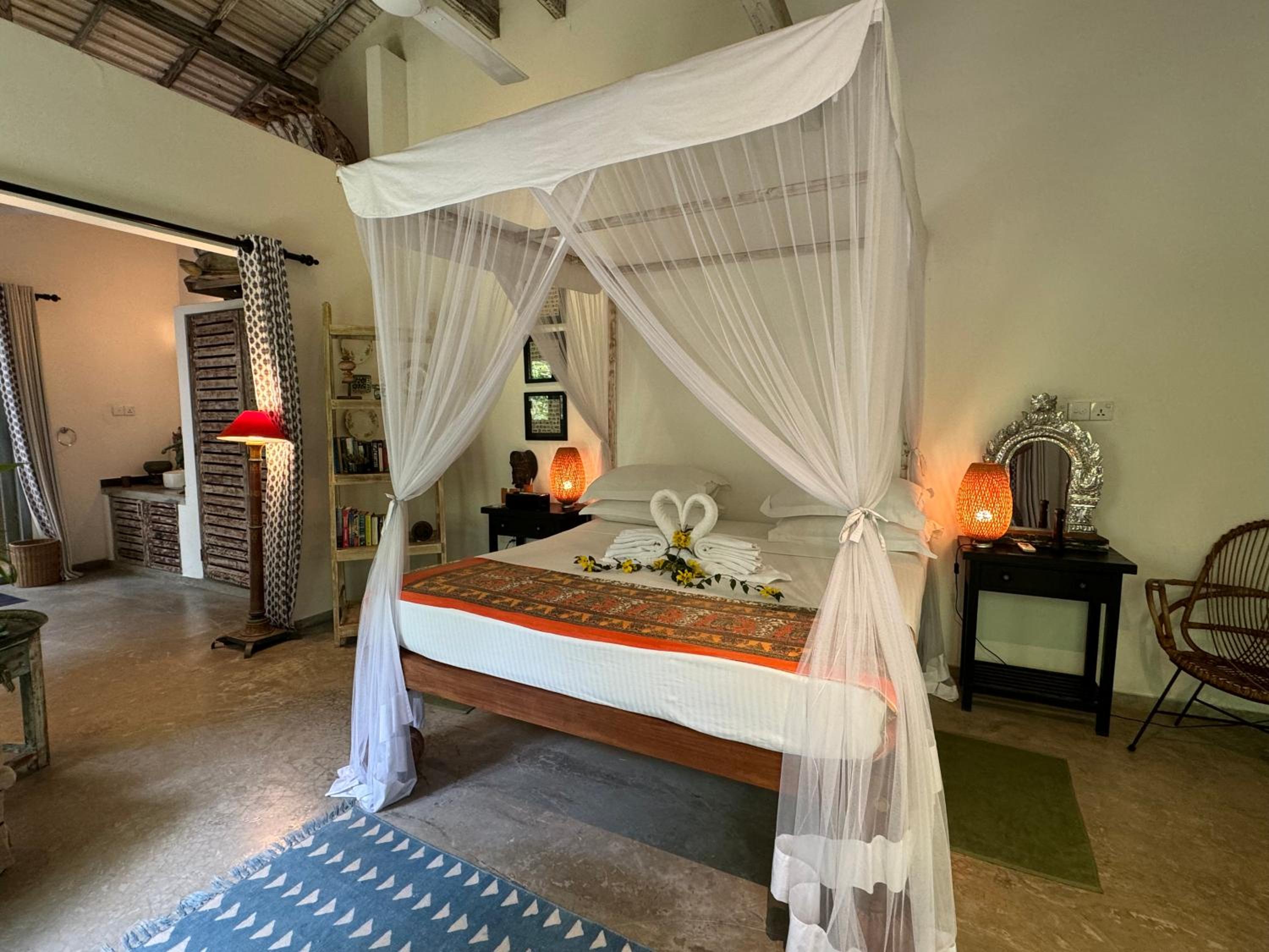 Standard Double Room - Photo 9