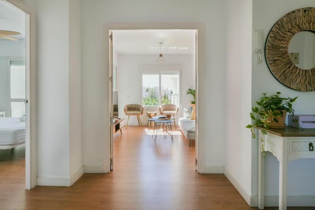 Three-Bedroom Apartment photo 2