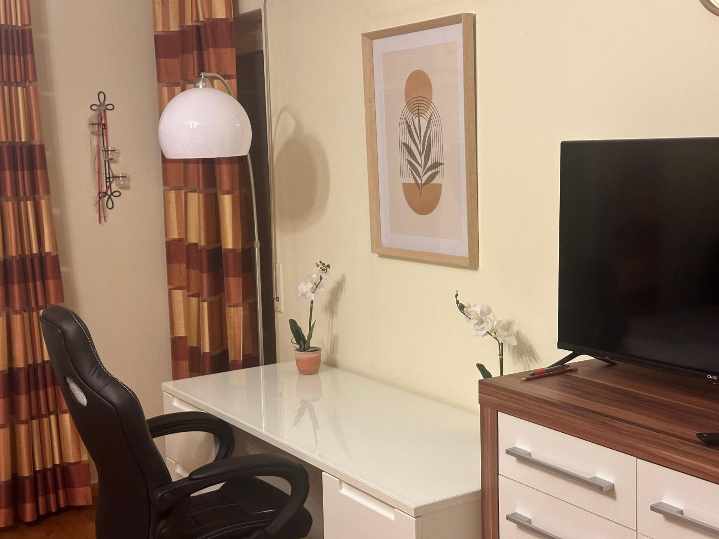 Three-Bedroom Apartment photo 1