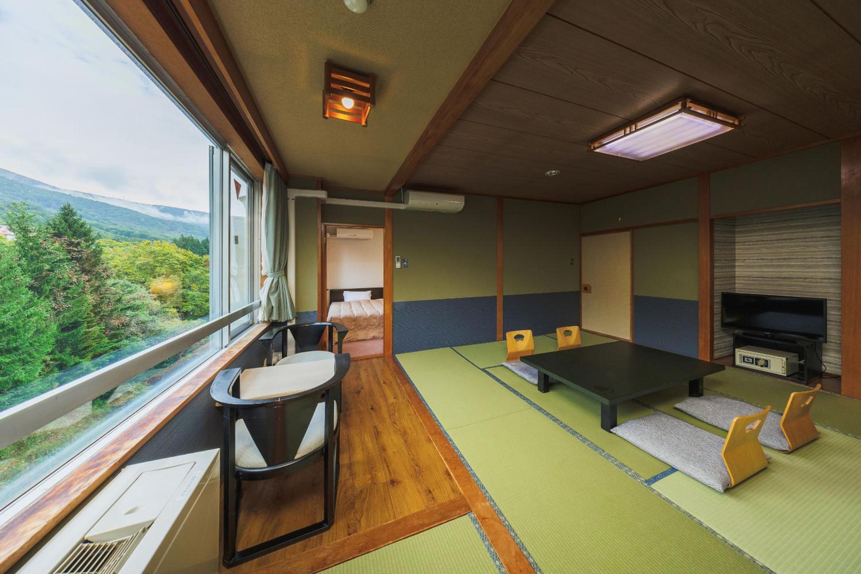 Deluxe Japanese Western Room - Non-Smoking - Photo 1