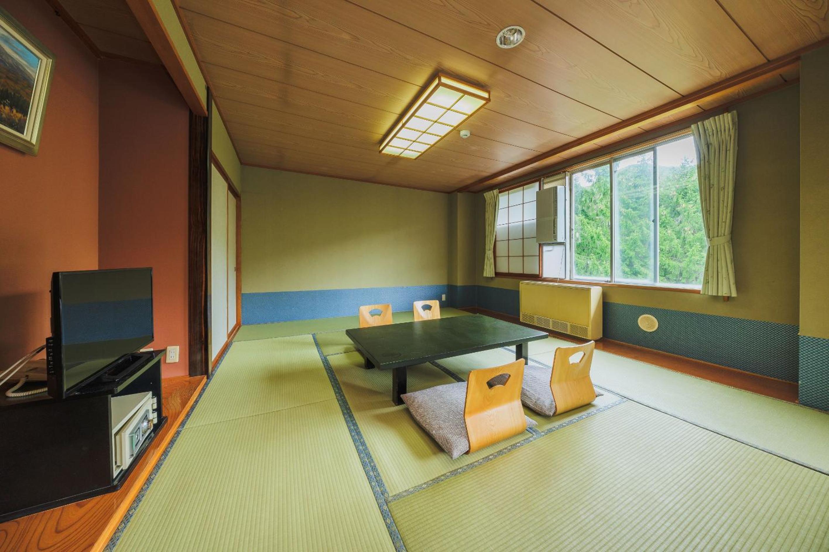 Deluxe Japanese Western Room - Non-Smoking - Photo 10
