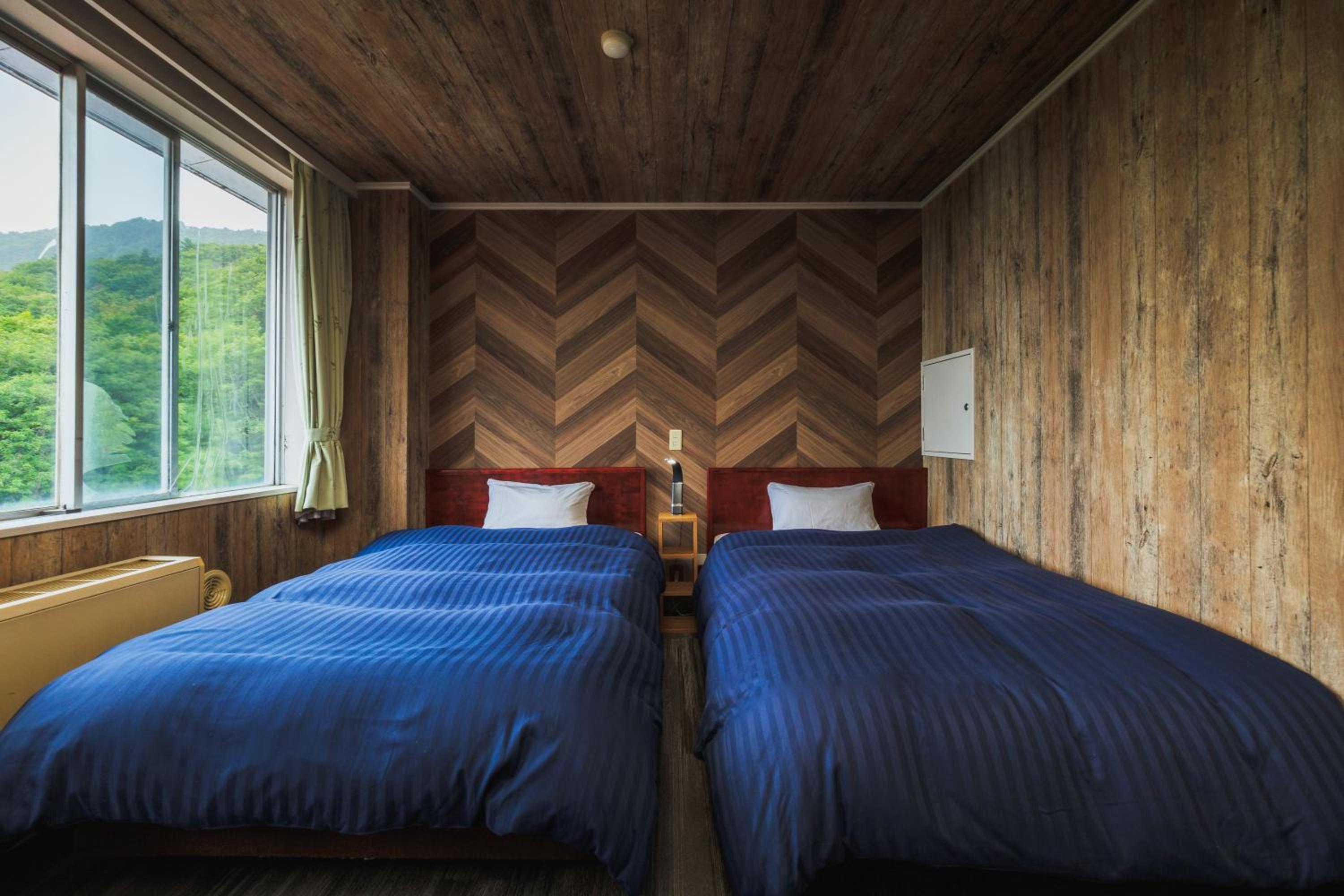 Standard Twin Room - Non-Smoking - Photo 2
