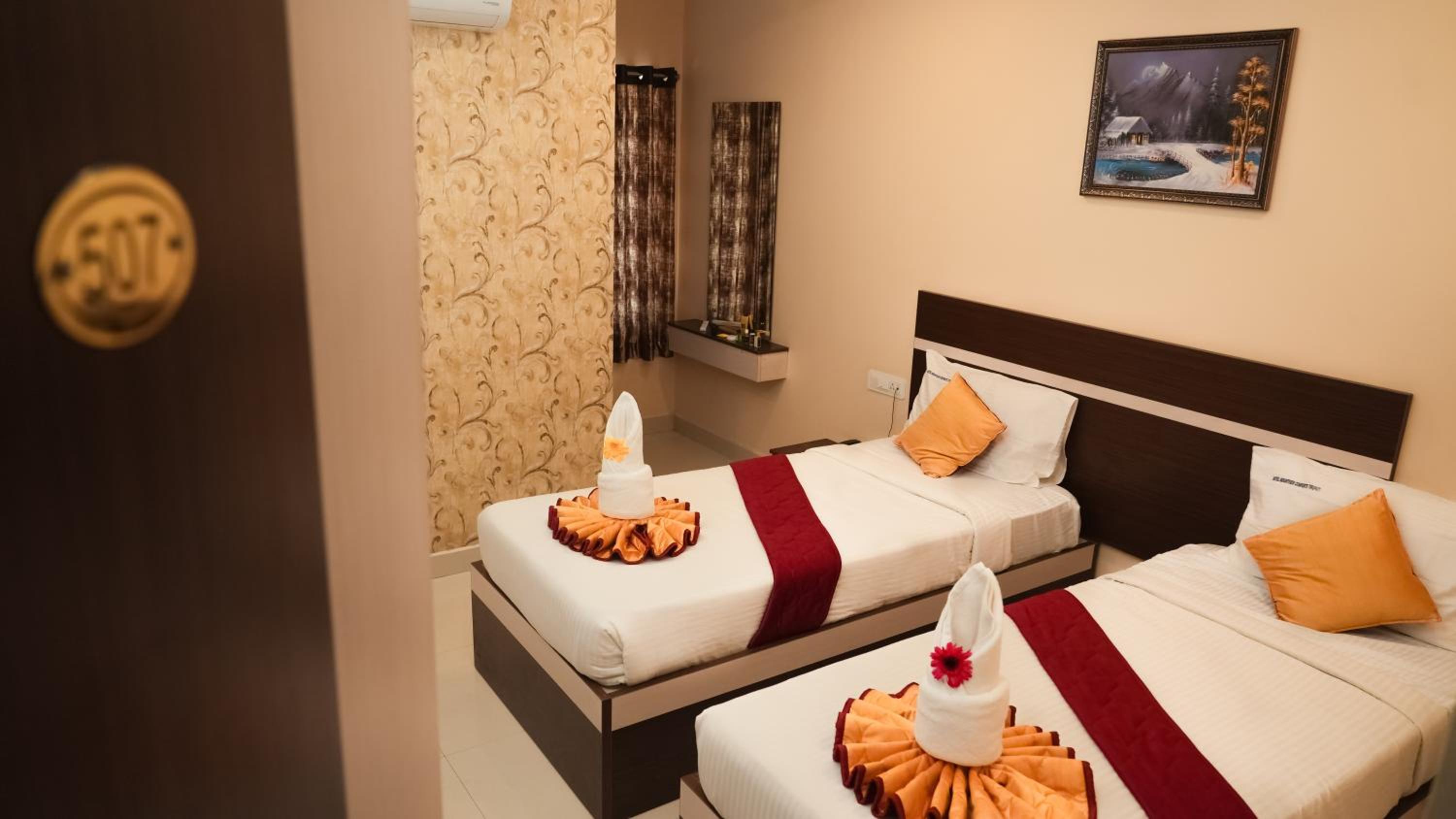 Deluxe Twin with Mountain View (15% off on session of Spa + Guaranteed Early Check-in/Late Check-out Subject to availability) photo 2