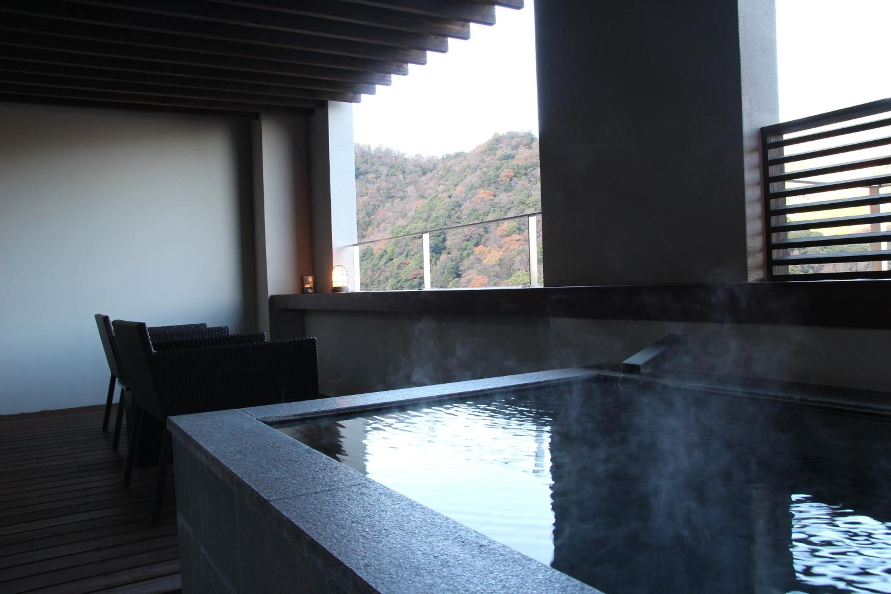 【Adult Only】Luxury Tower - Deluxe Twin Room with Open-Air Bath / Japanese Style Dinner