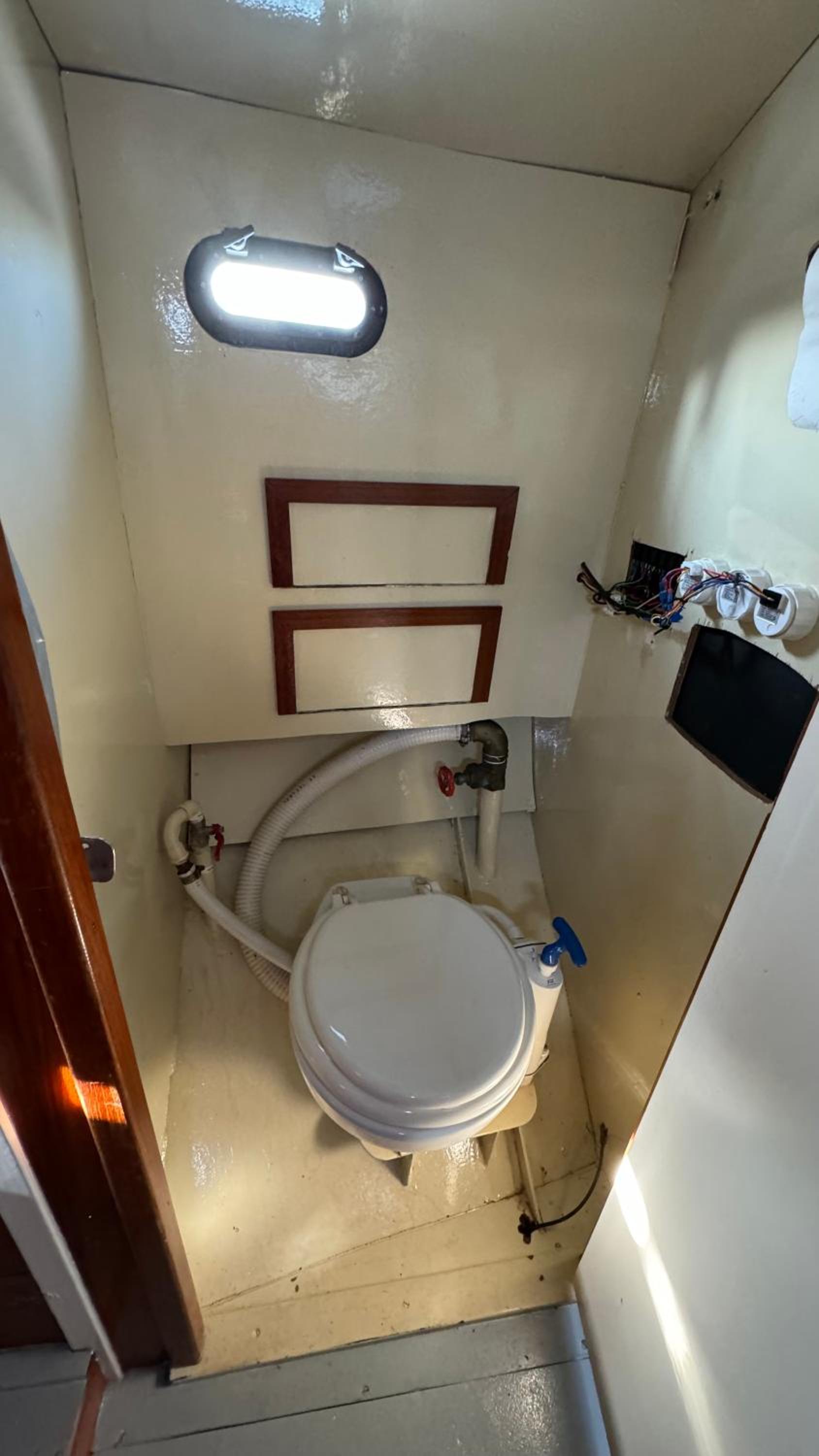 Mobile Home photo 3